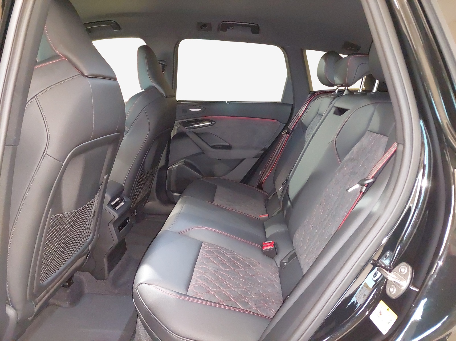 AUDI Q6 e-tron performance - 12