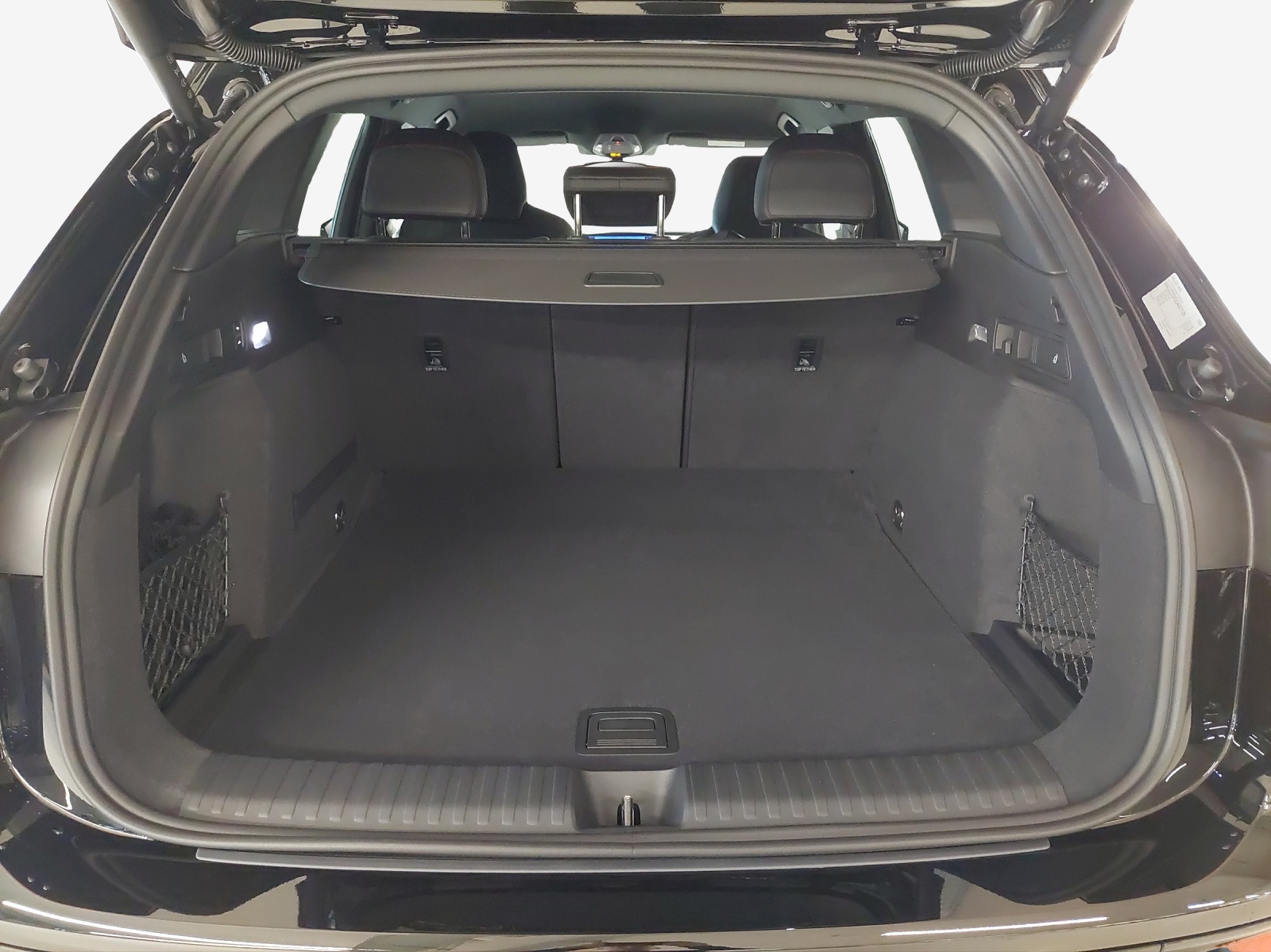 AUDI Q6 e-tron performance - 13