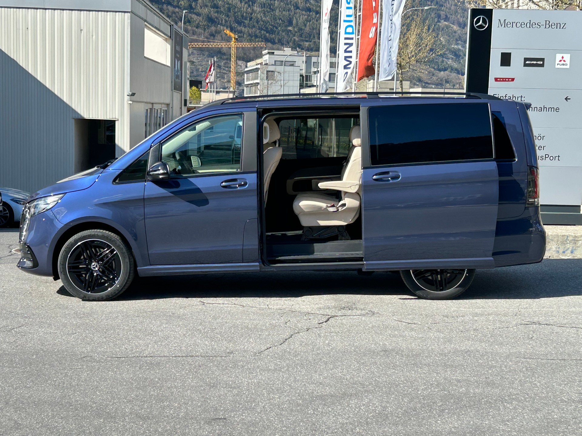 MERCEDES-BENZ V 300 d EXCLUSIVE Swiss Edition Lang 4MATIC - 6