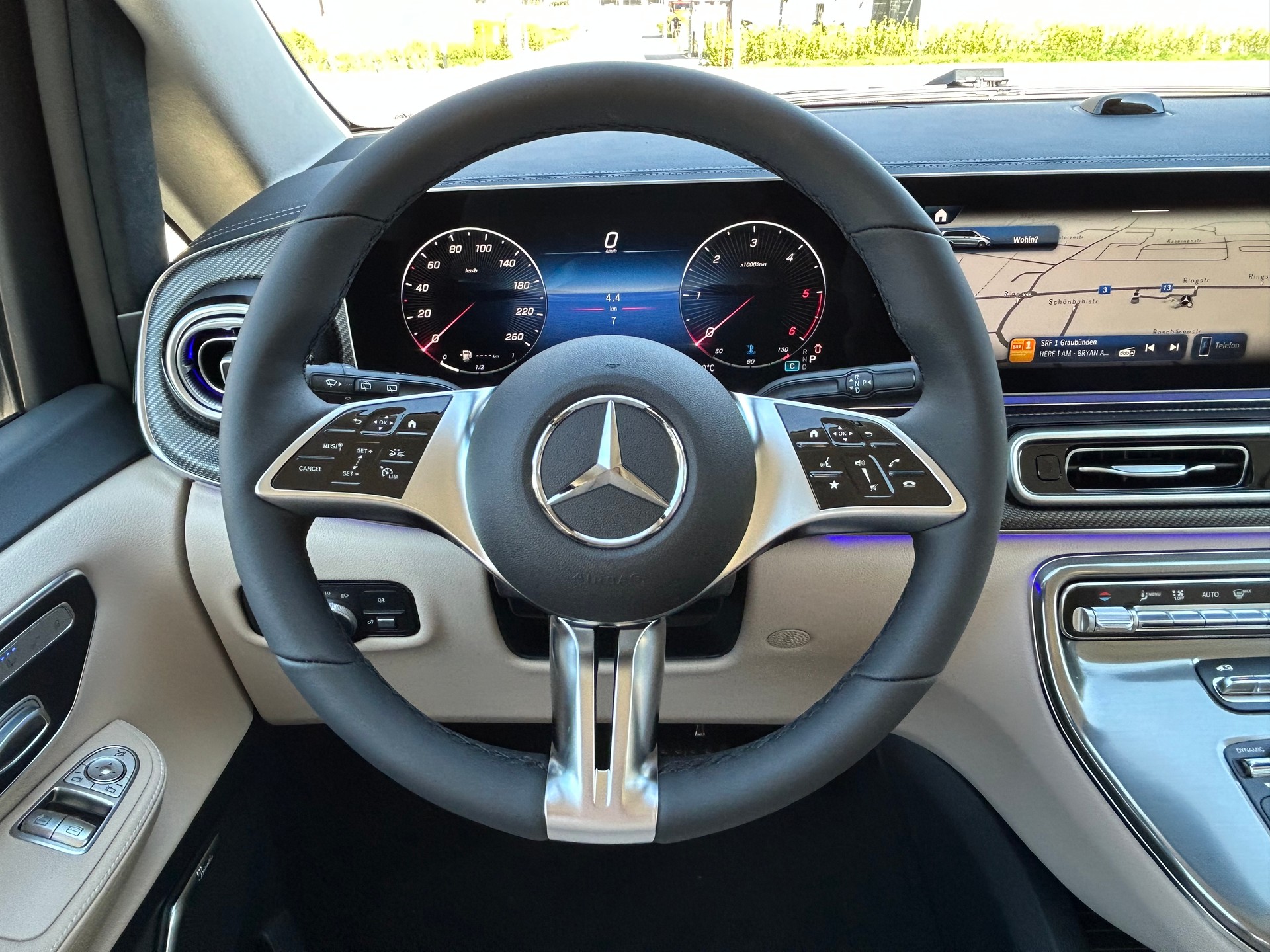 MERCEDES-BENZ V 300 d EXCLUSIVE Swiss Edition Lang 4MATIC - 21
