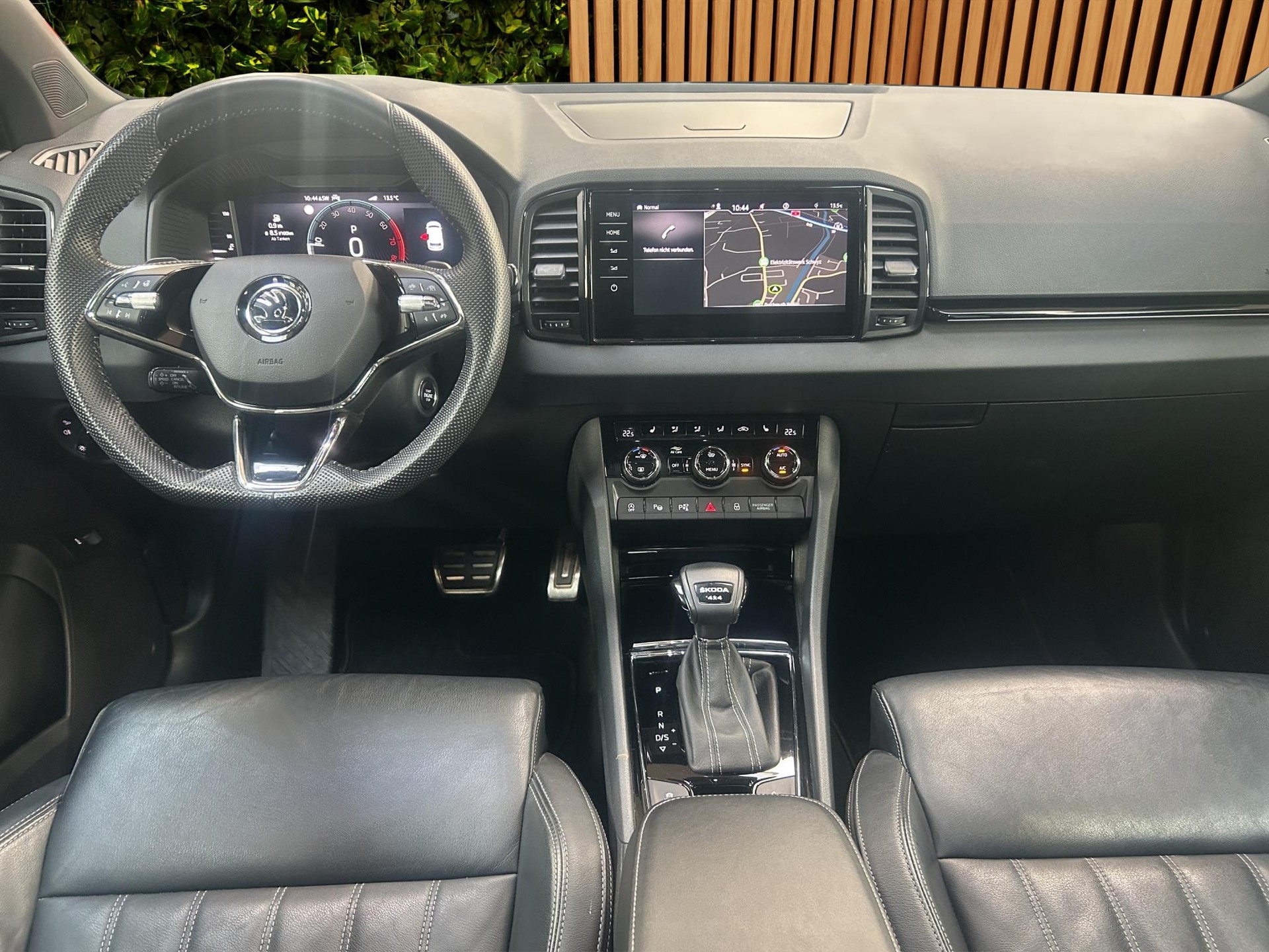 SKODA Karoq 2.0 TSI SportLine 4x4 DSG - 13