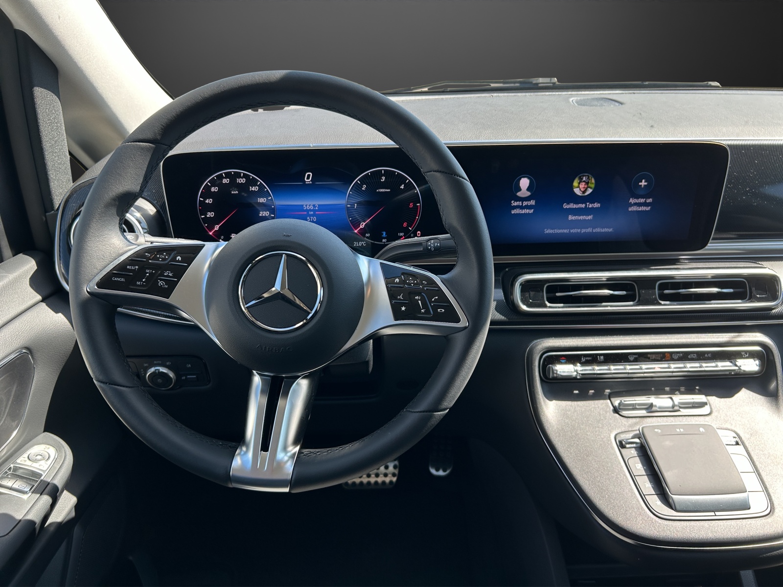 MERCEDES-BENZ Style 2300mm lang 4Matic 9G Tronic - 9