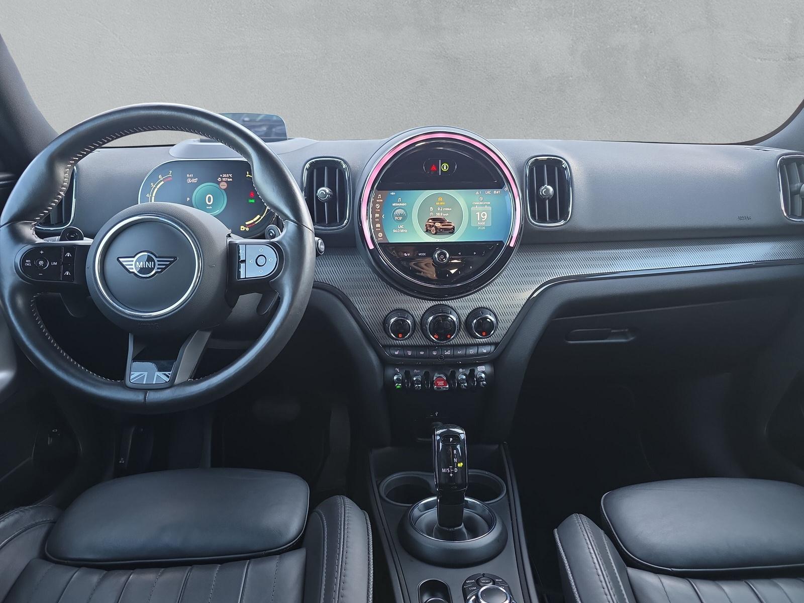 MINI Countryman S ALL4 F60 2.0i (CH) - 17