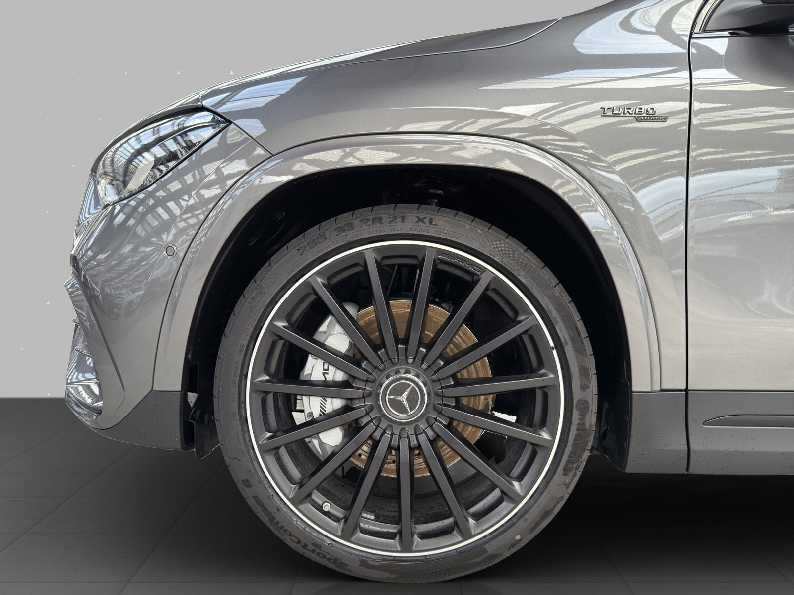 MERCEDES-BENZ GLA AMG 35 4Matic 8G-DCT - 18