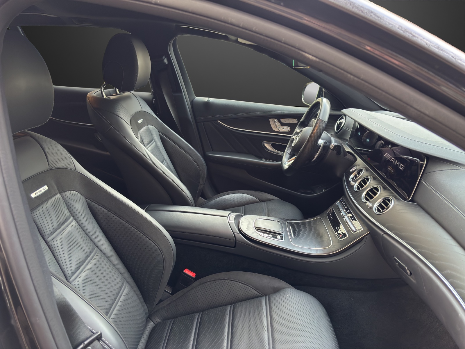 MERCEDES-BENZ AMG E 53 T 4Matic+ Speedshift 9G-TCT - 11