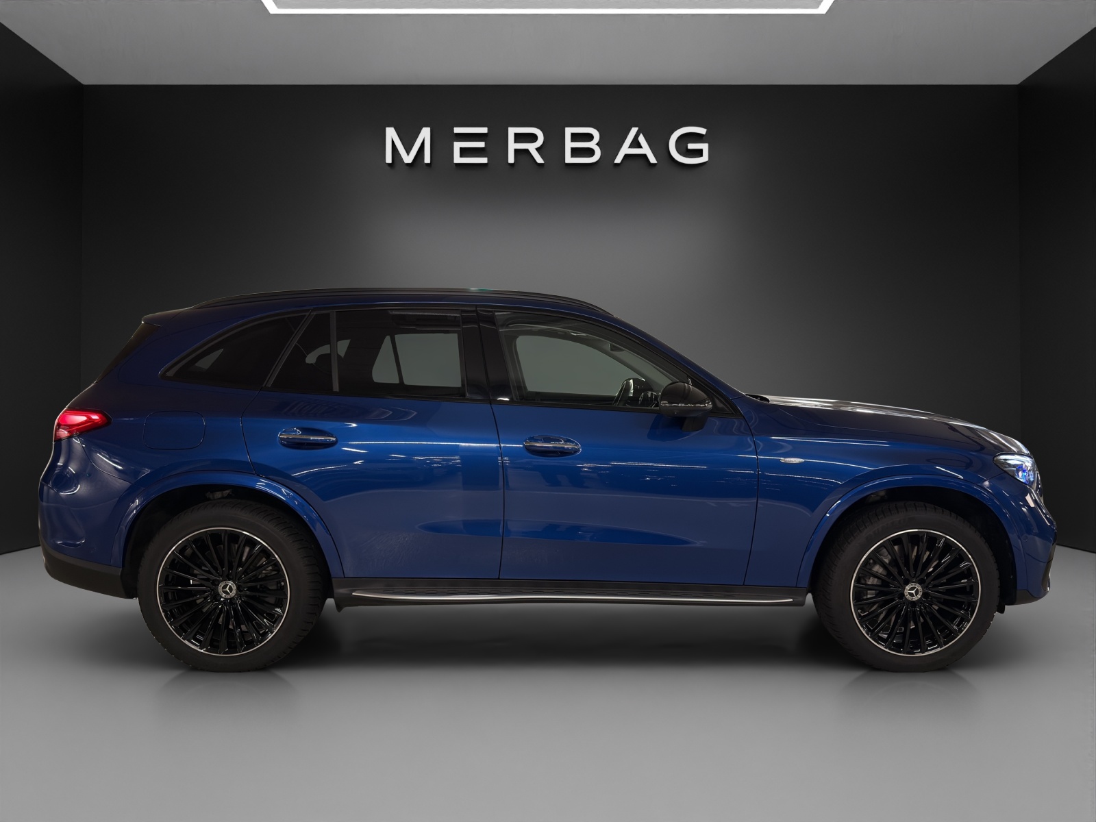 MERCEDES-BENZ GLC 300 e 4Matic 9G-Tronic - 4