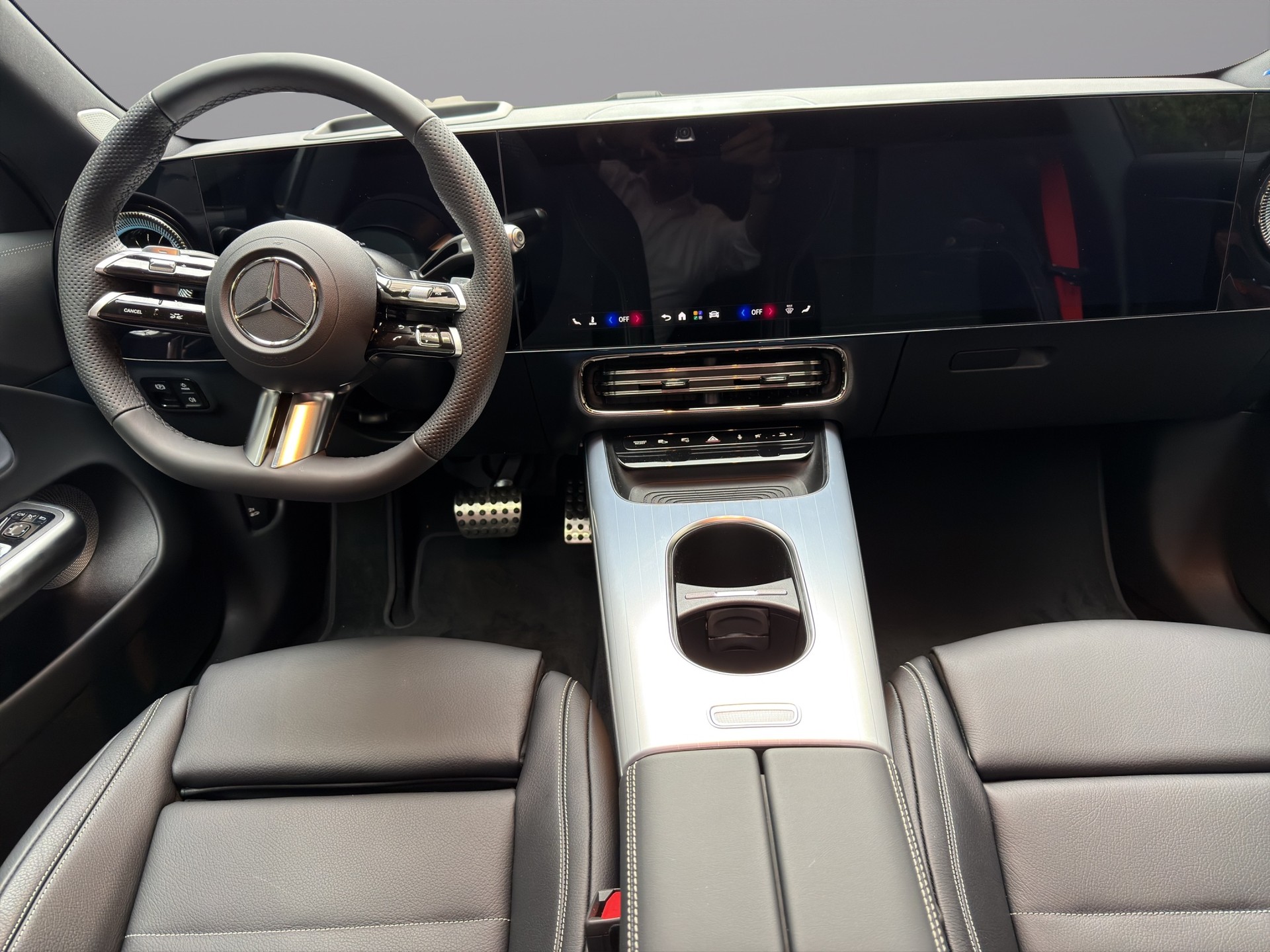 MERCEDES-BENZ CLA 220 8G-DCT 4Matic - 10