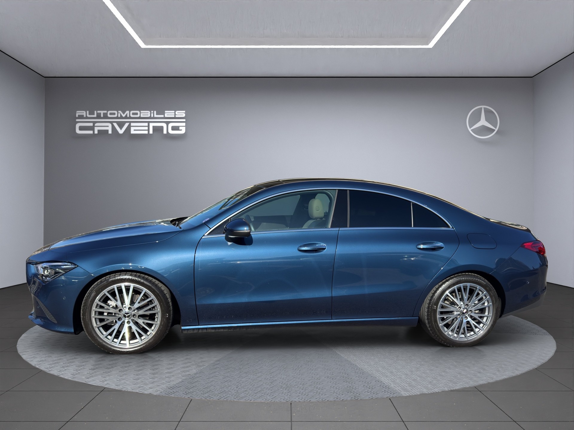 MERCEDES-BENZ CLA 200 Progressive 7G-DCT - 2