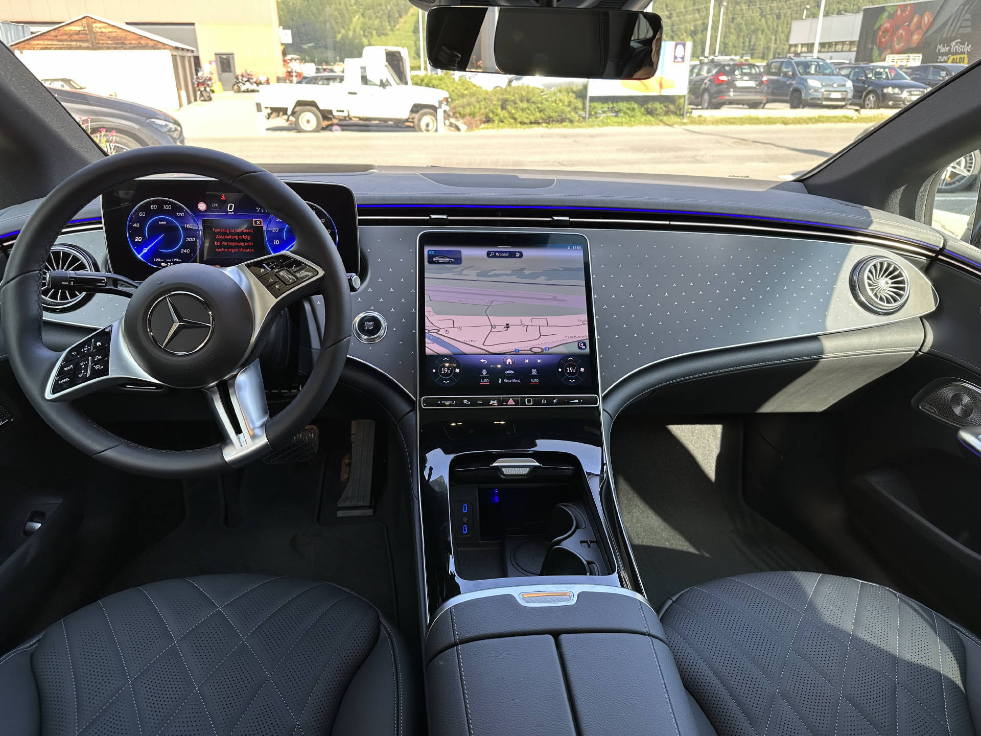 MERCEDES-BENZ EQE 500 AMG Line 4matic - 10