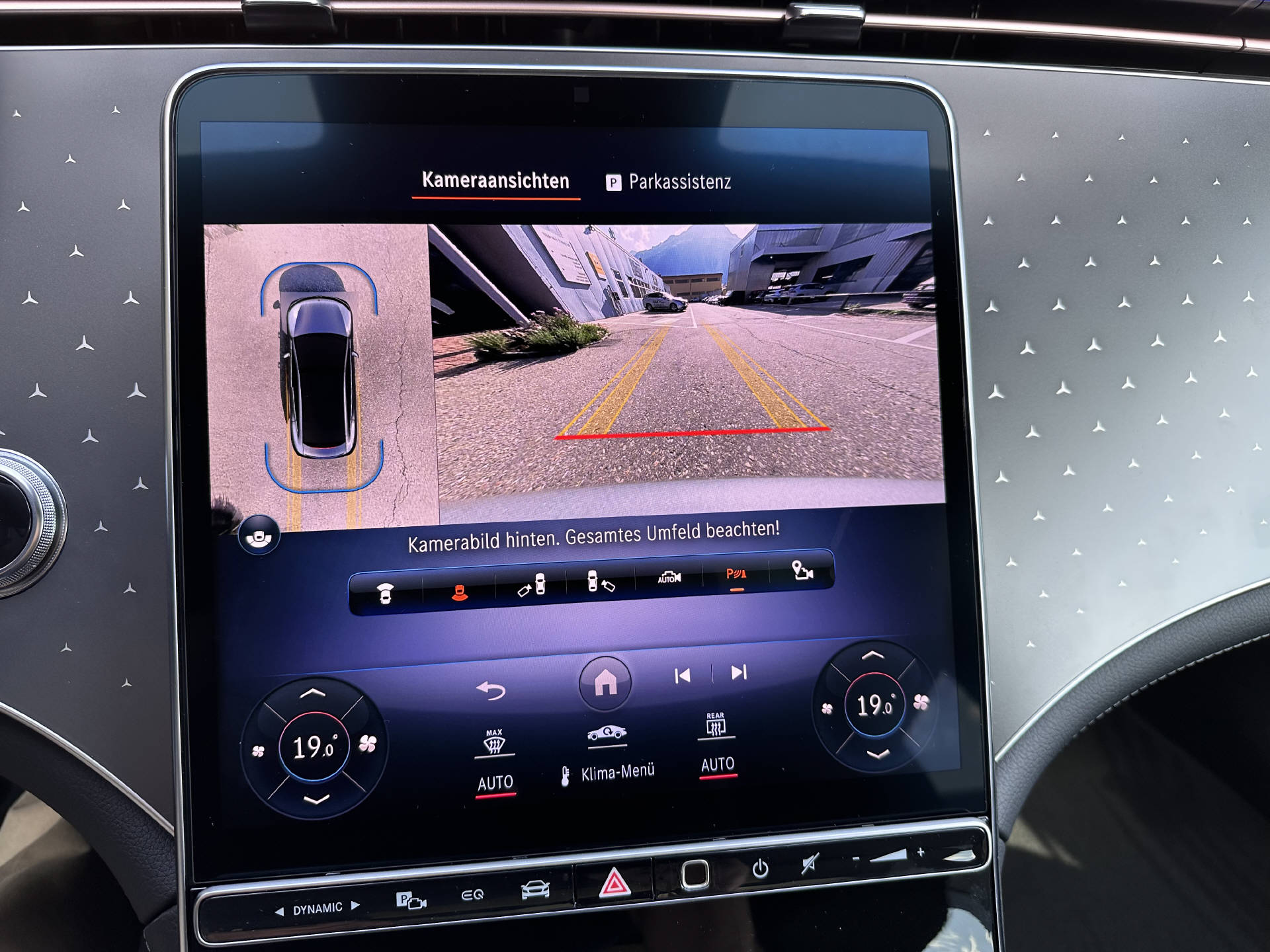 MERCEDES-BENZ EQE 500 AMG Line 4matic - 14