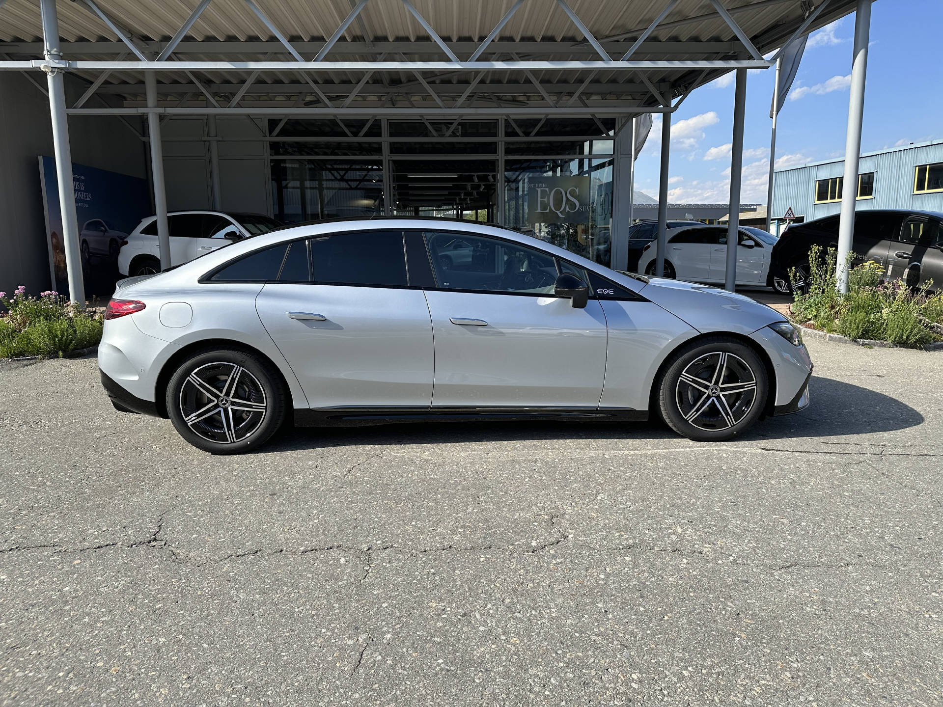 MERCEDES-BENZ EQE 500 AMG Line 4matic - 2