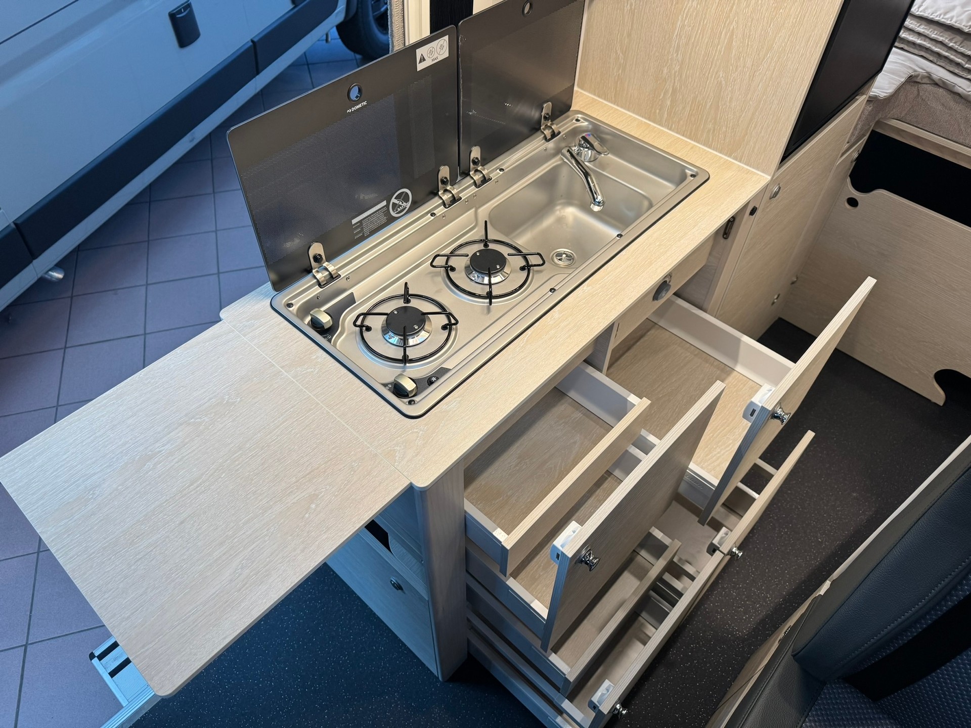 TOURNE MOBIL 6.4 - 180 PS Cruise / Heavy / Automat - 13