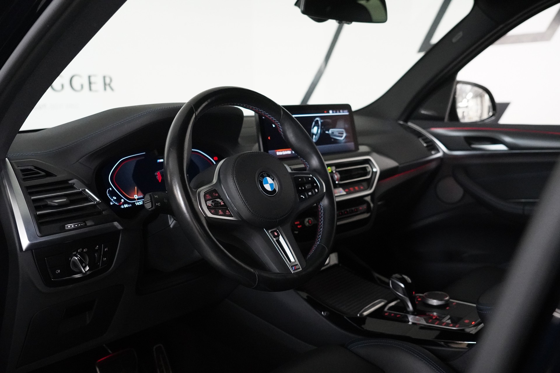 BMW X3 M40i Travel - 24