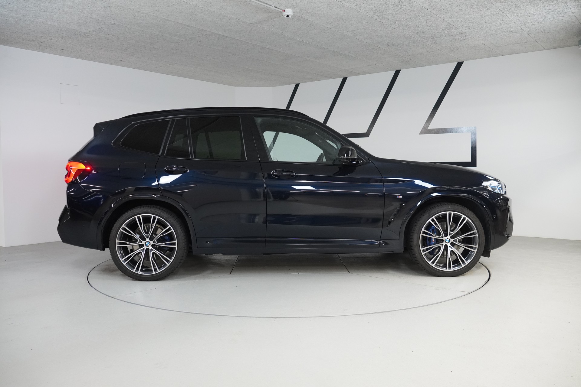 BMW X3 M40i Travel - 8