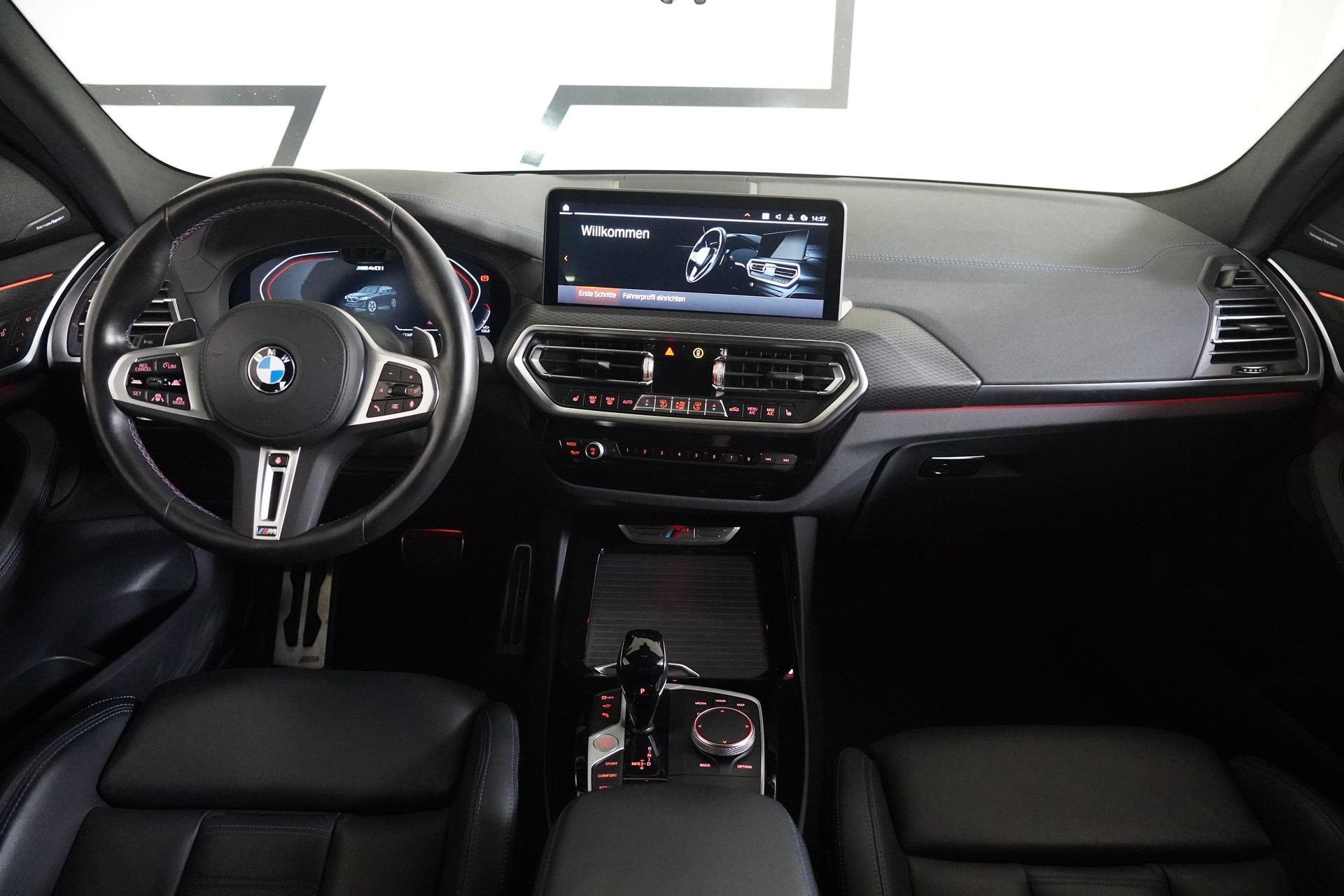 BMW X3 M40i Travel - 18