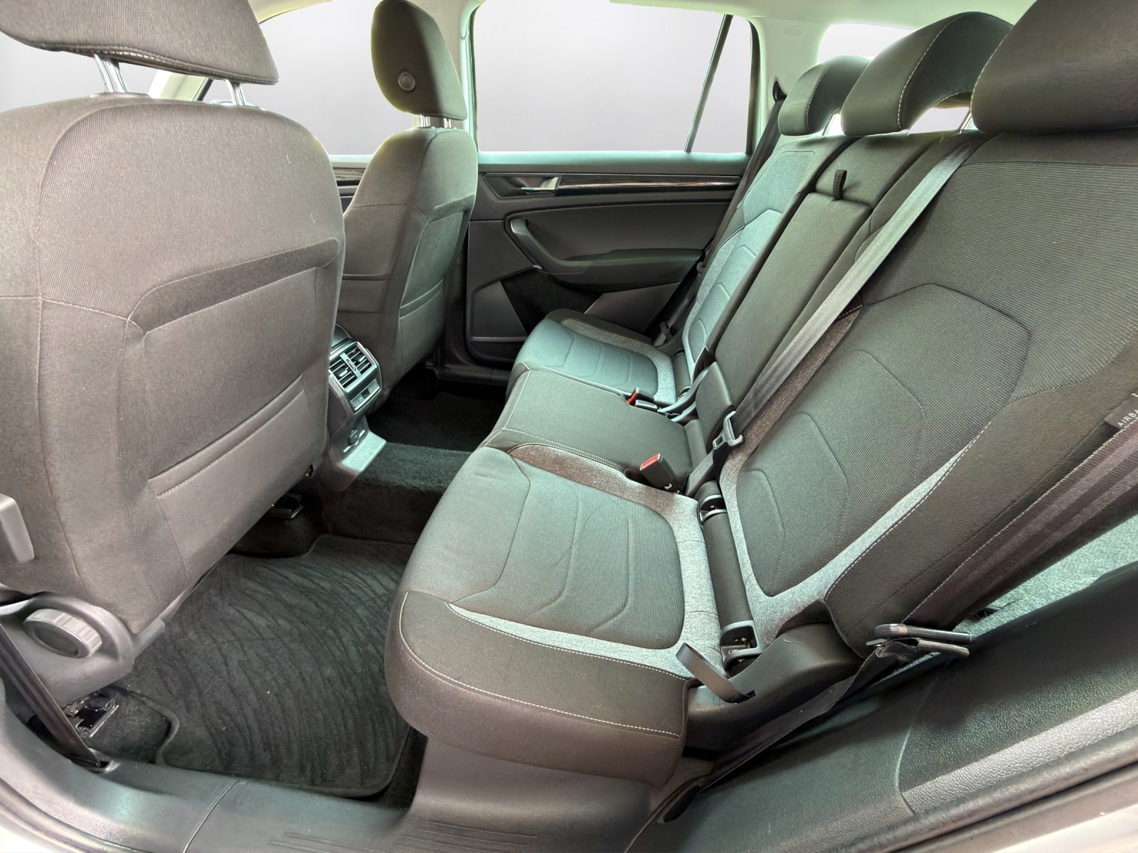 SKODA Kodiaq 2.0 TSI DSG Drive 4x4 - 11