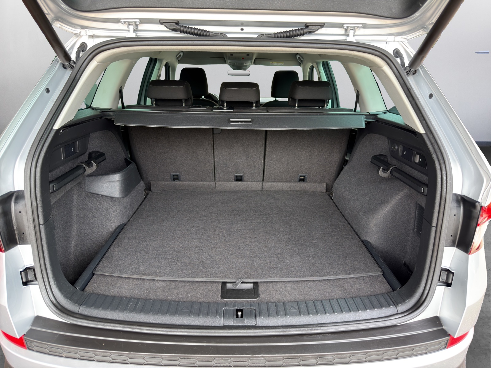 SKODA Kodiaq 2.0 TSI DSG Drive 4x4 - 13