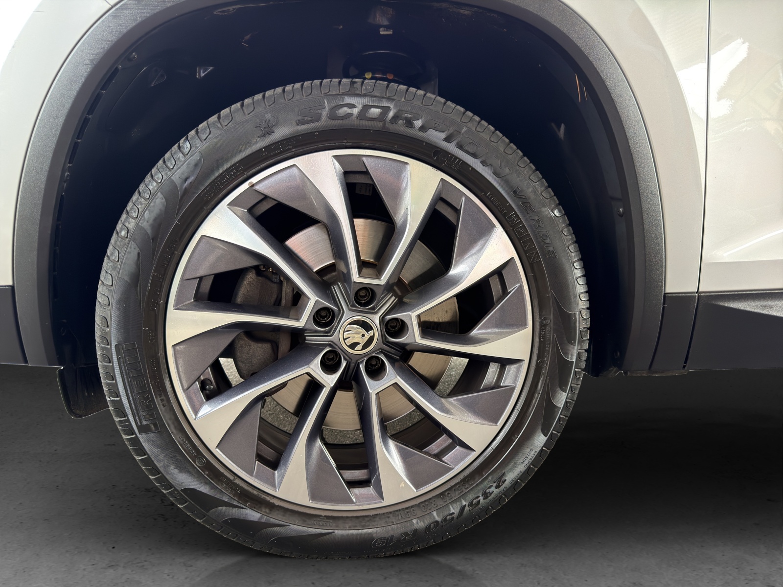 SKODA Kodiaq 2.0 TSI DSG Drive 4x4 - 14