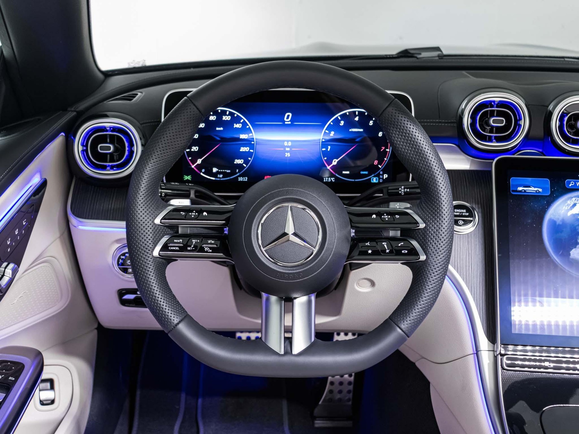 MERCEDES-BENZ CLE 200 4MATIC Cabriolet - 10