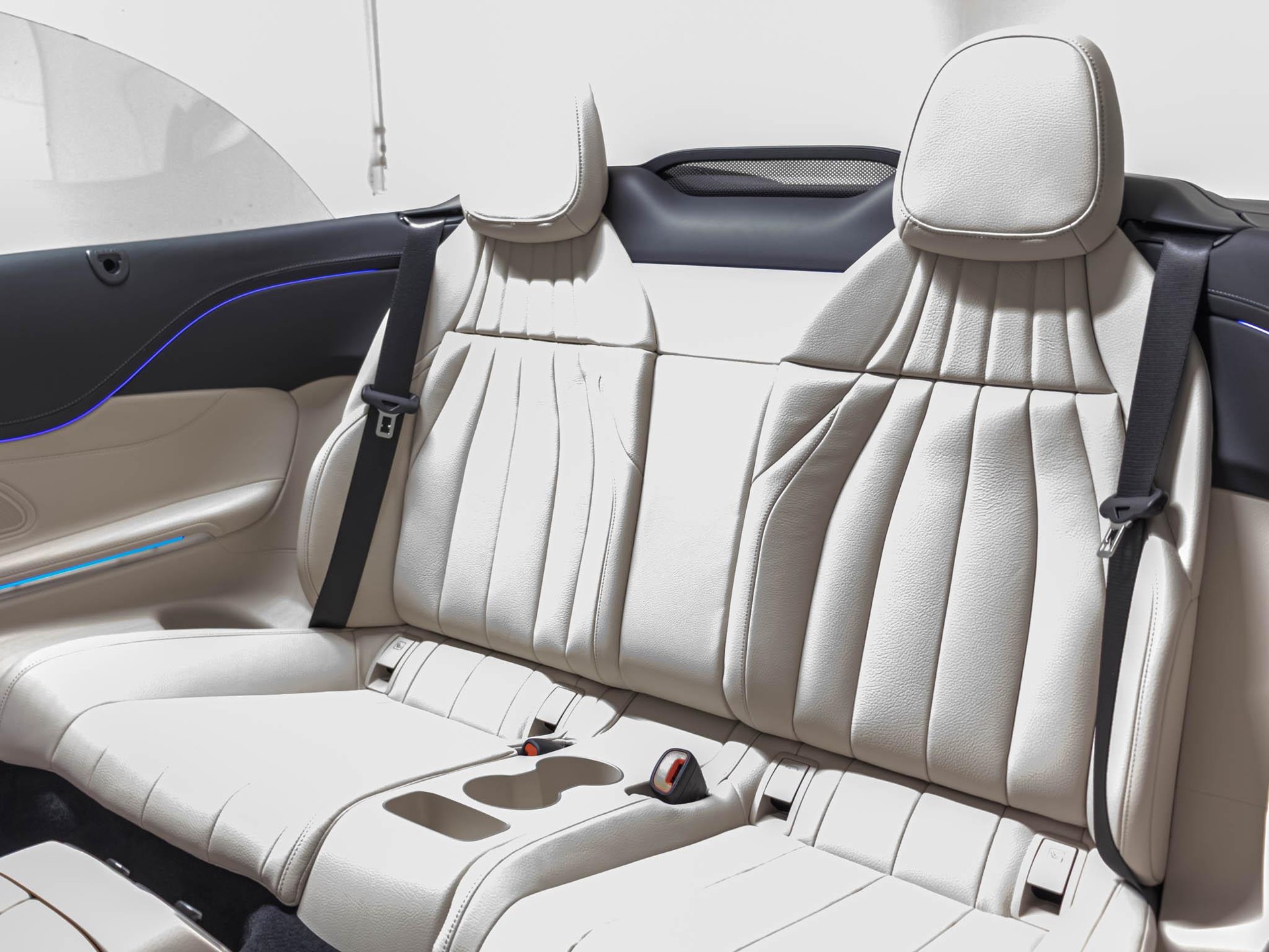 MERCEDES-BENZ CLE 200 4MATIC Cabriolet - 8