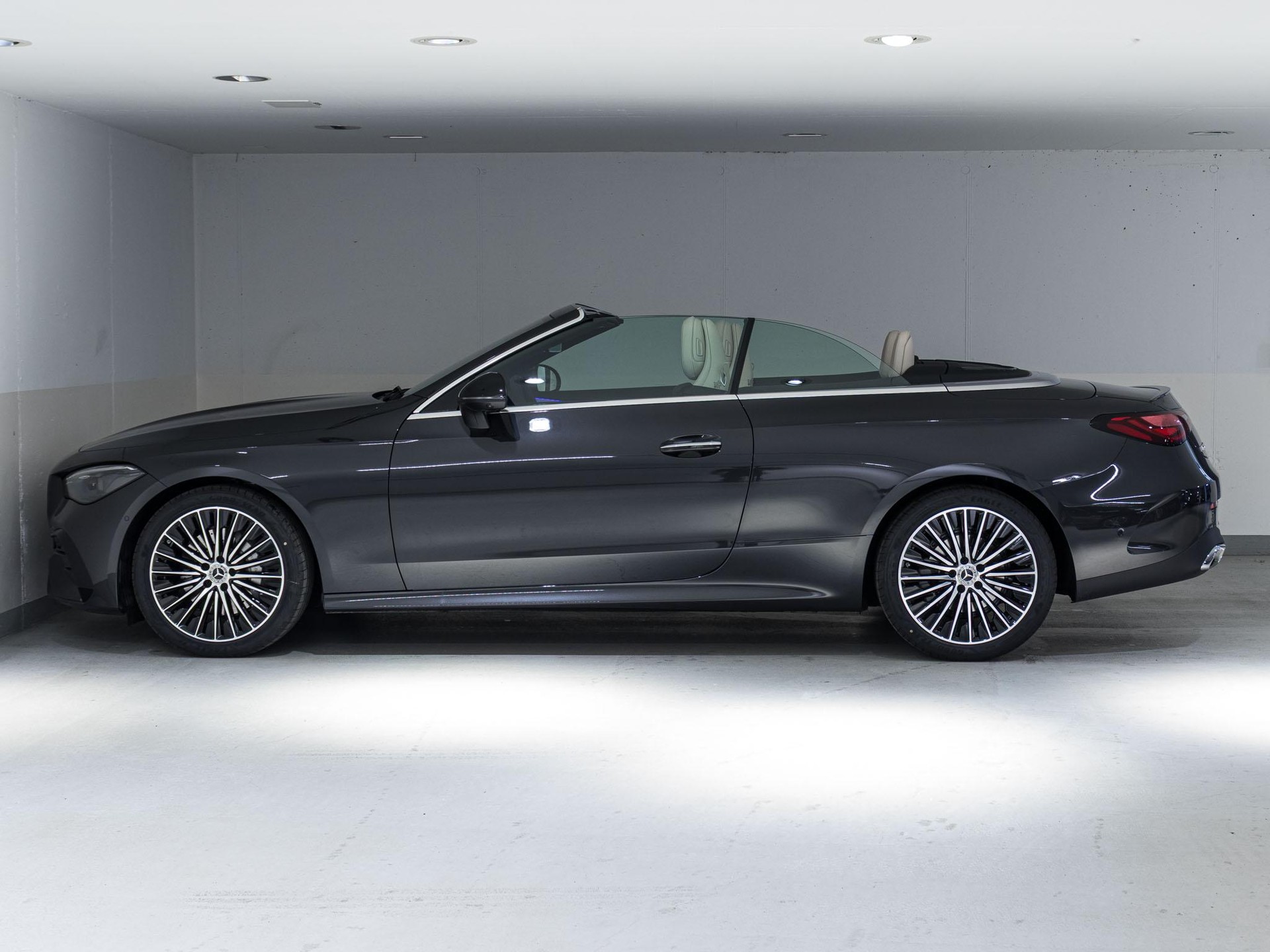 MERCEDES-BENZ CLE 200 4MATIC Cabriolet - 4