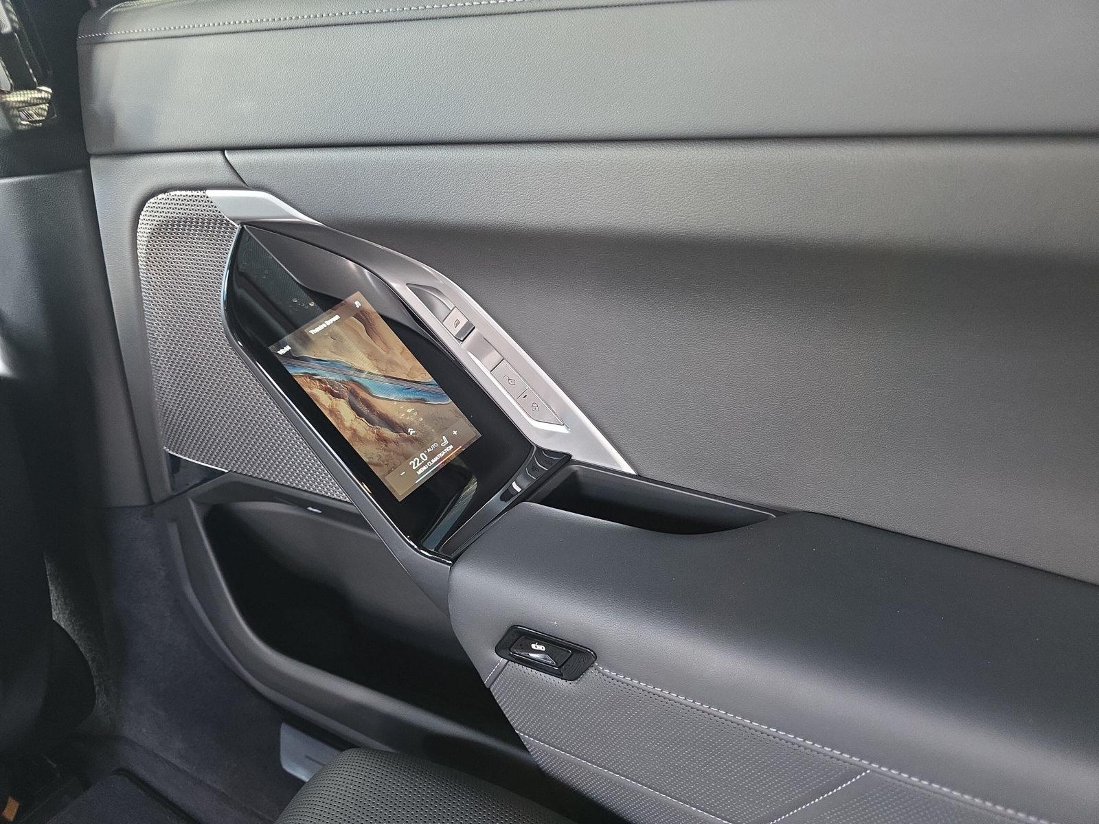 BMW i7 eDrive50 G70 (CH) - 22