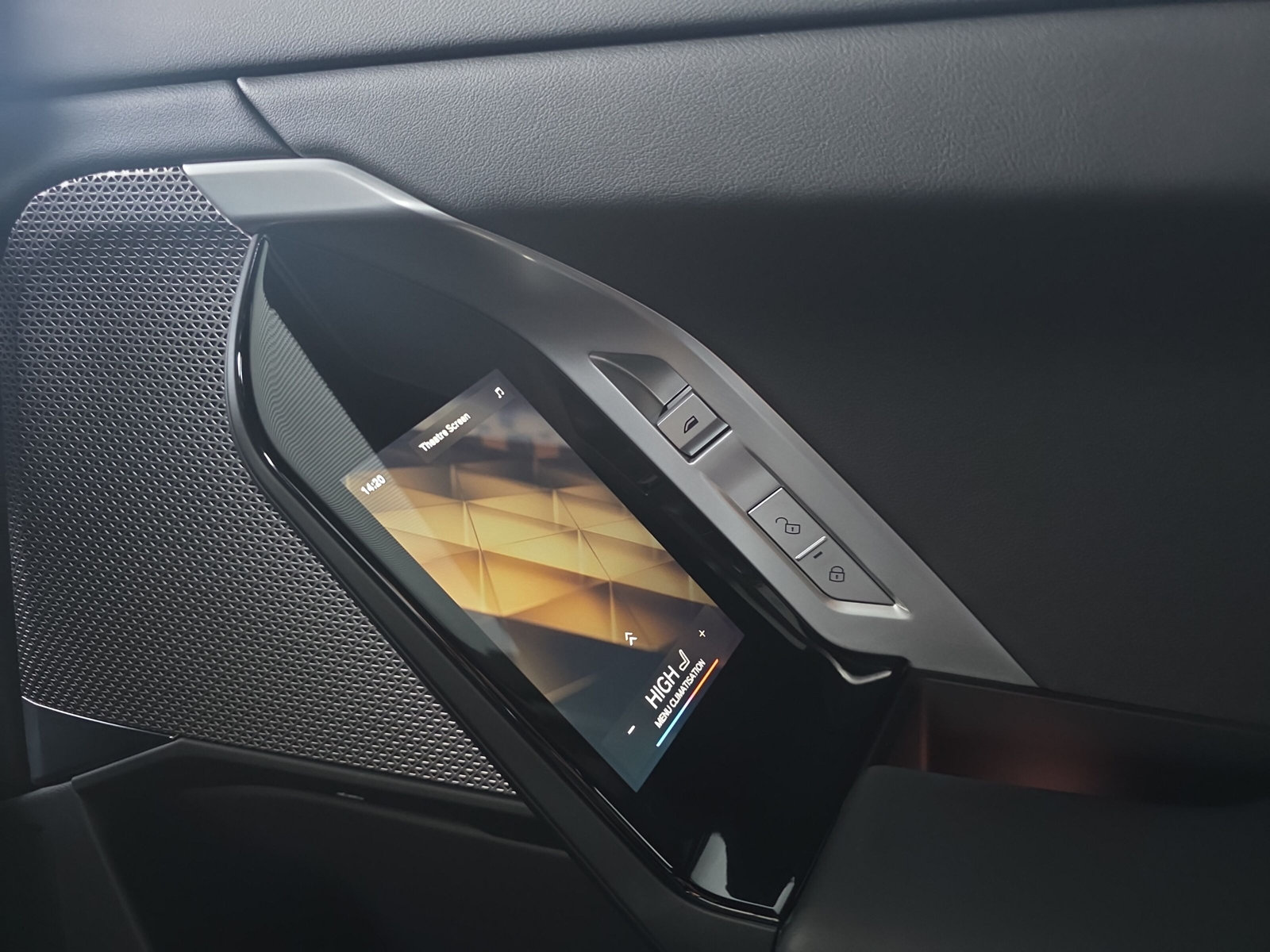 BMW i7 eDrive50 G70 (CH)   - 21