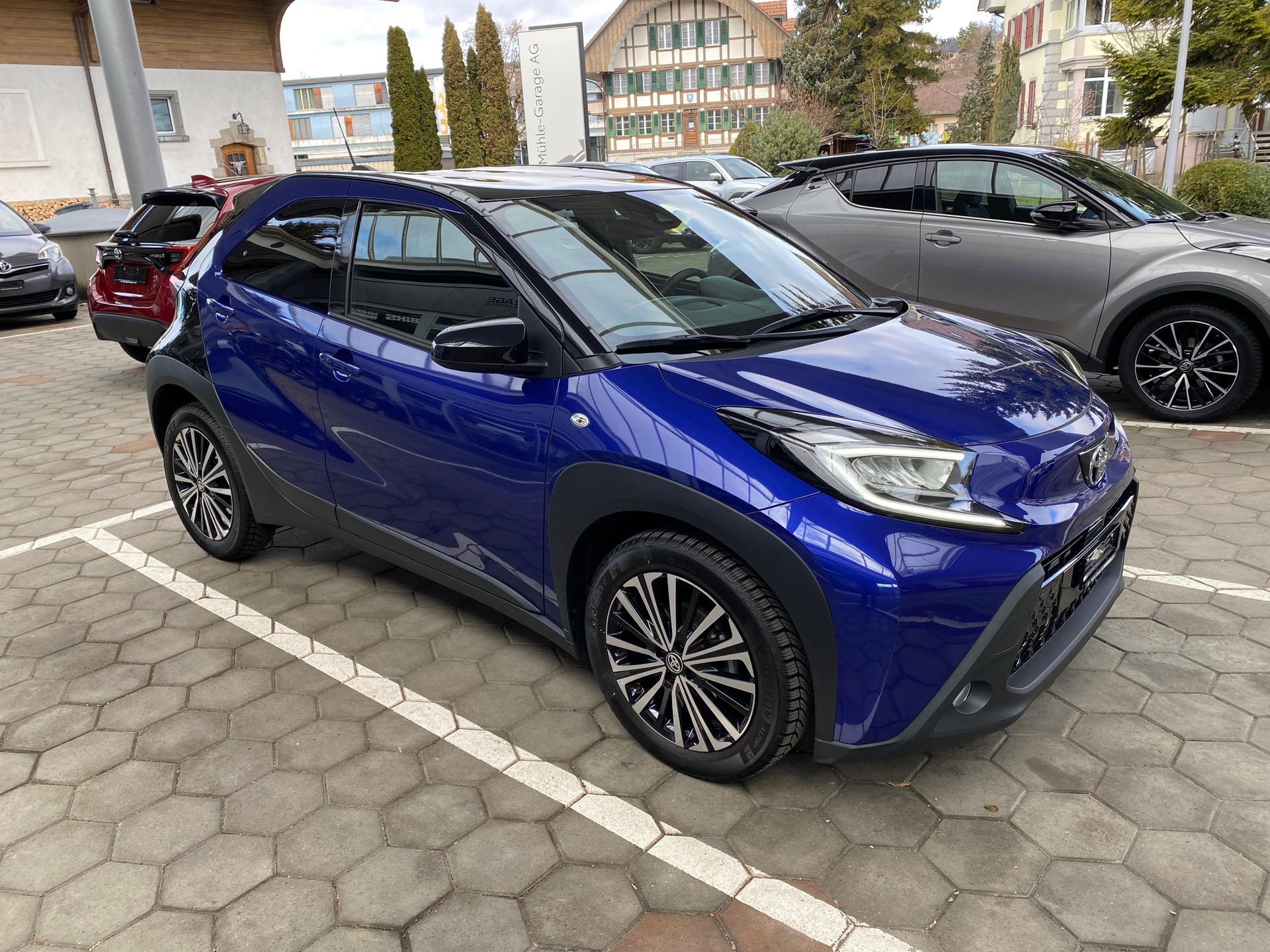 TOYOTA Aygo X 1.0 VVT-i Trend CVT - 2