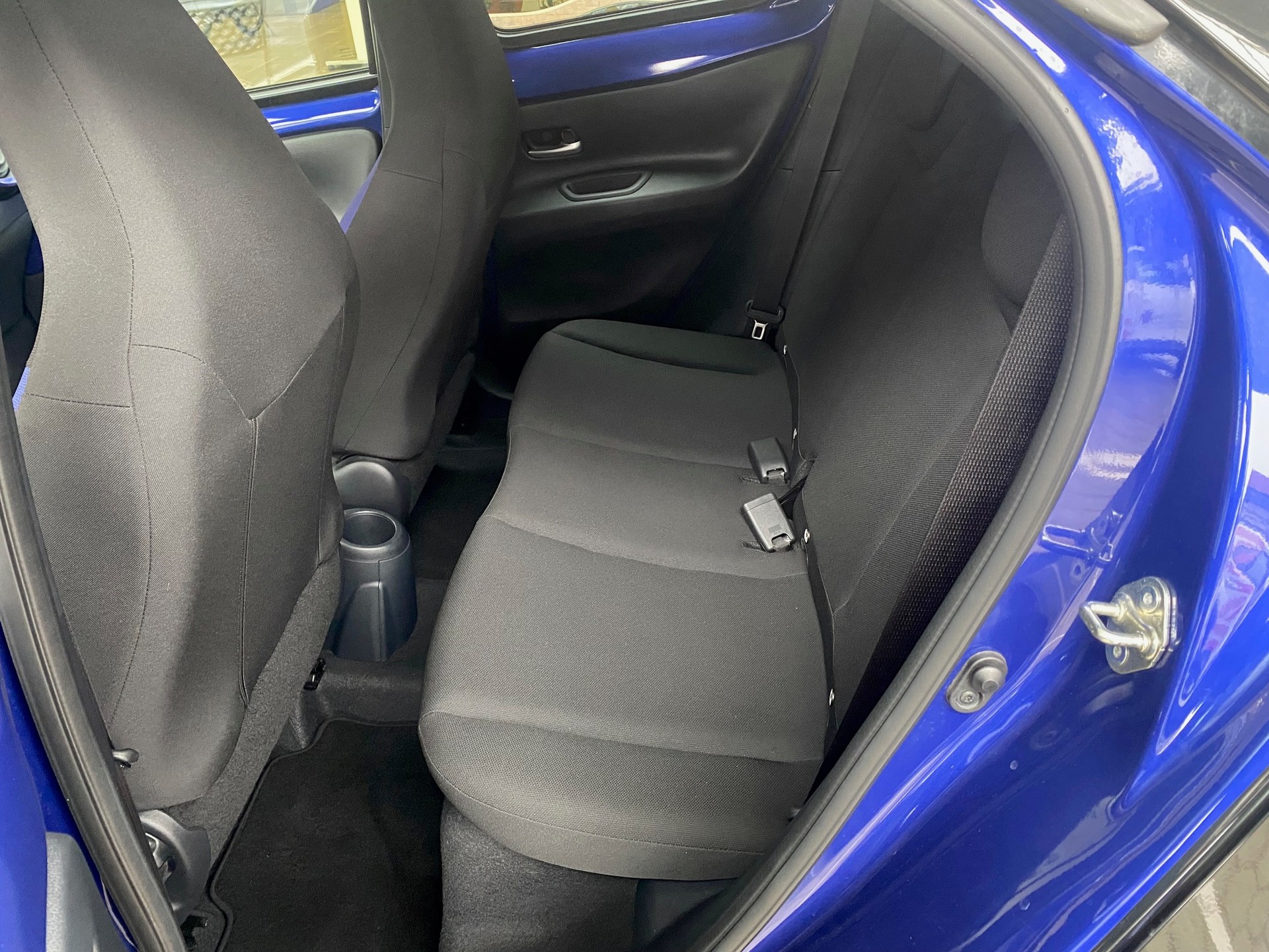 TOYOTA Aygo X 1.0 VVT-i Trend CVT - 8