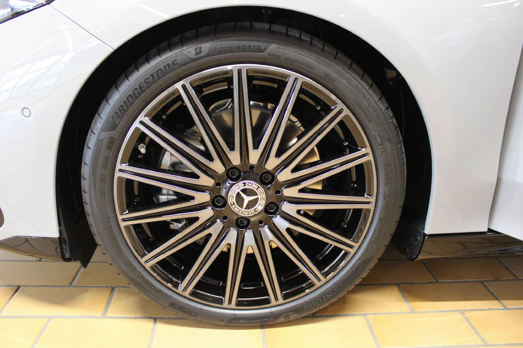 MERCEDES-BENZ CLA 220 4Matic AMG Line - 16