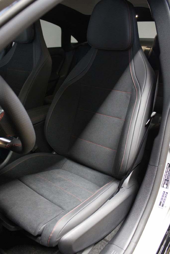 MERCEDES-BENZ CLA 220 4Matic AMG Line - 6