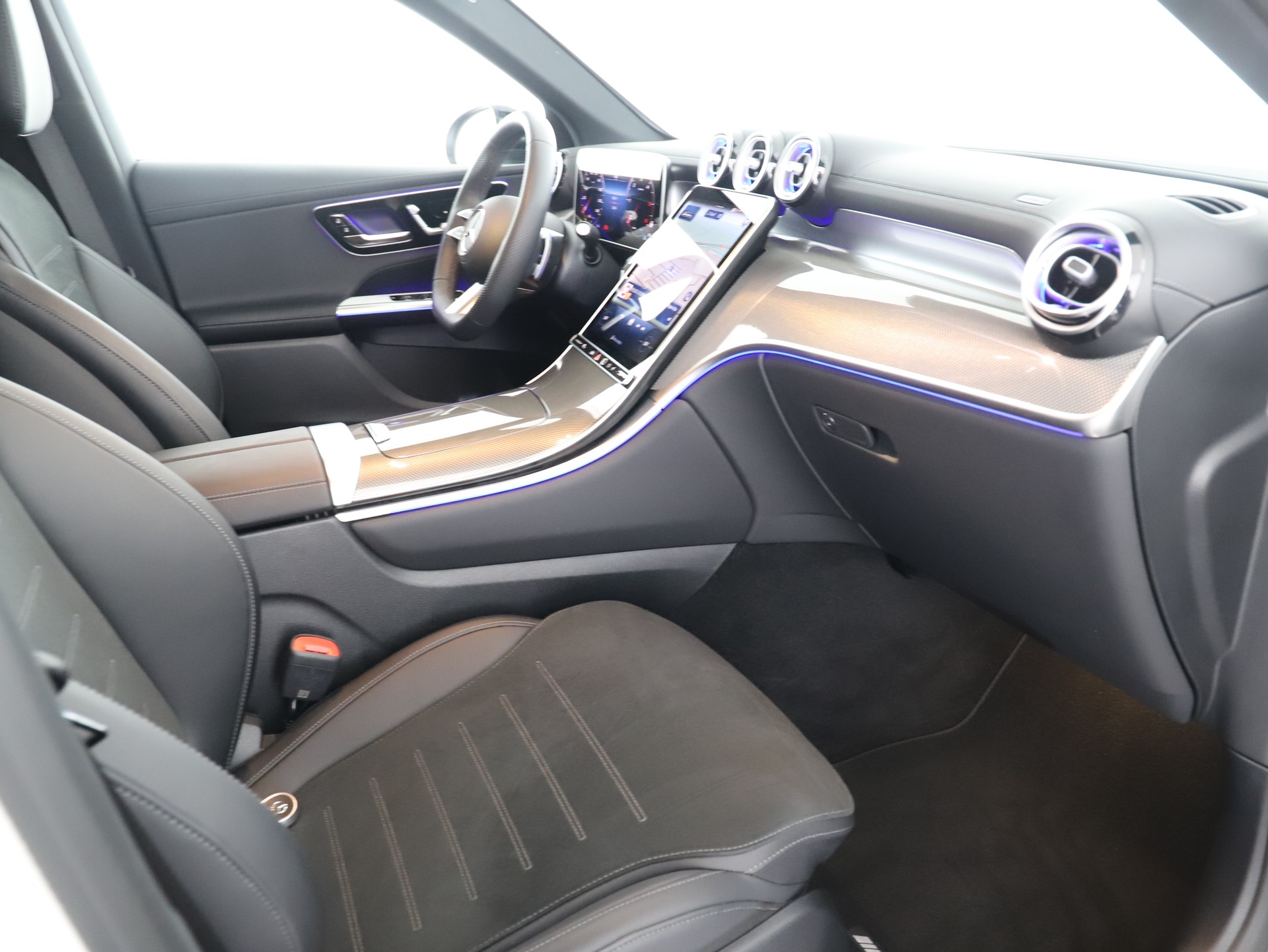 MERCEDES-BENZ GLC 220 d 4M 9G-Tronic - 10
