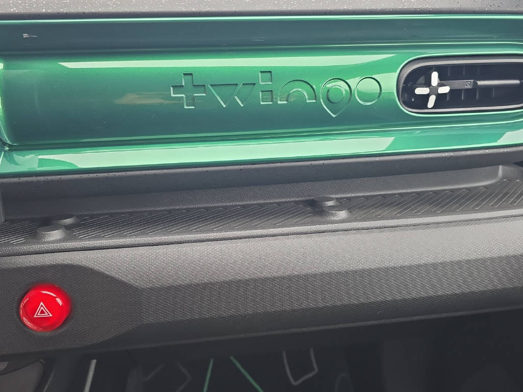 RENAULT Twingo E-Tech Urban Range techno - 16