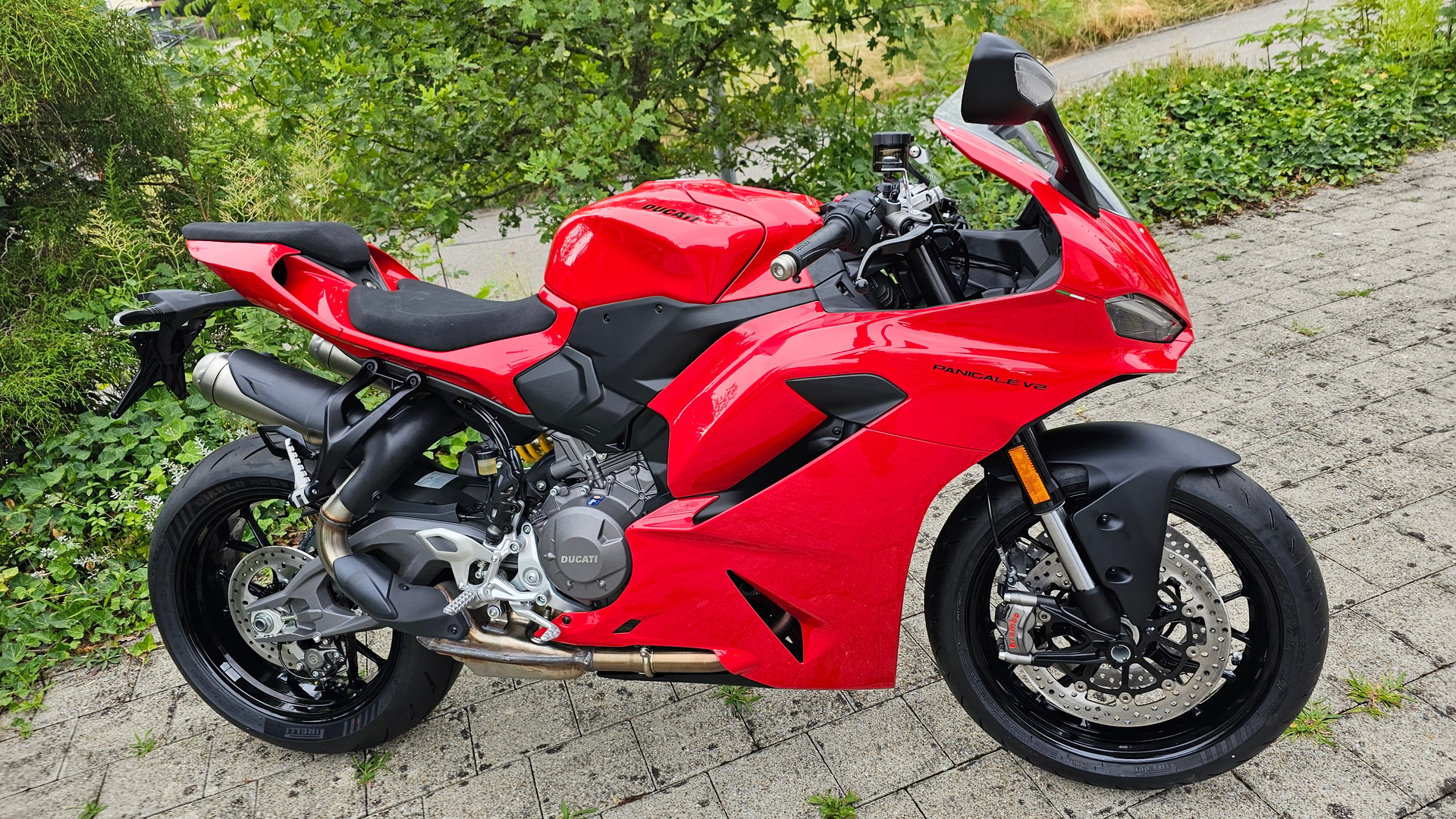 DUCATI Panigale V2