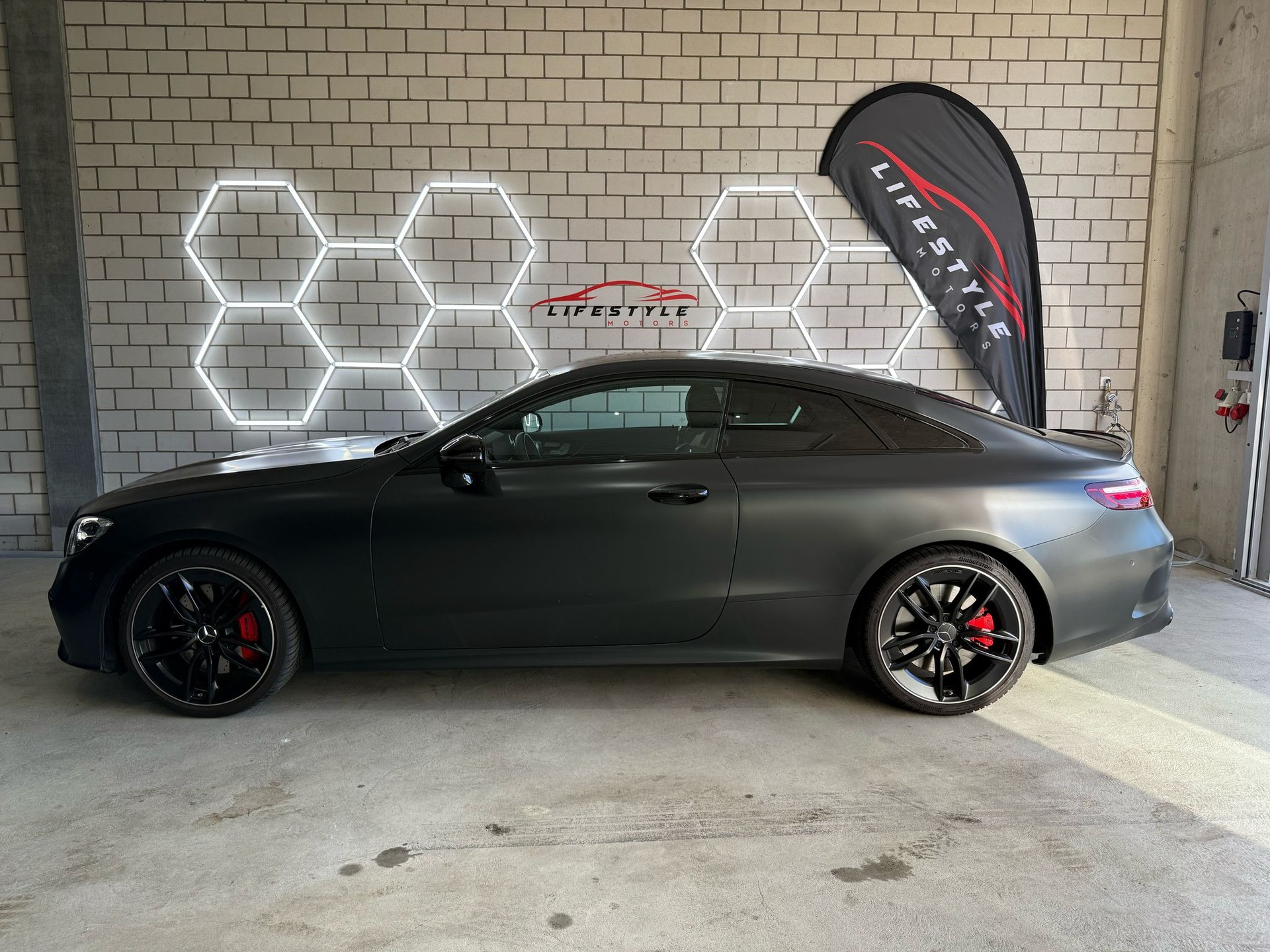 MERCEDES-BENZ E 53 Coupé AMG 4Matic+ 9G-Speedshift TCT - 2