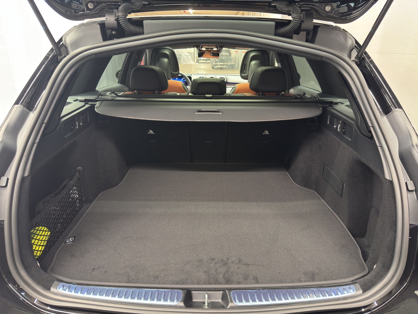 MERCEDES-BENZ C 220 d AMG Line 4Matic T-Modell Swiss Star - 11