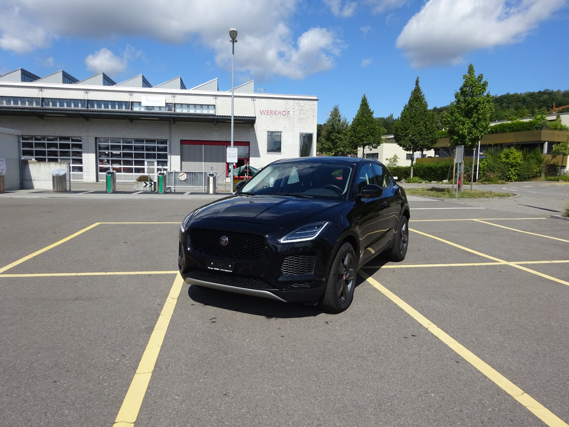 JAGUAR E-Pace 2.0 P200 S AWD Automatik - 2