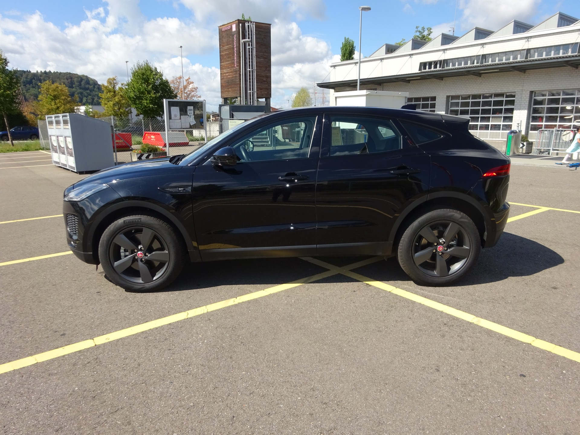 JAGUAR E-Pace 2.0 P200 S AWD Automatik - 12