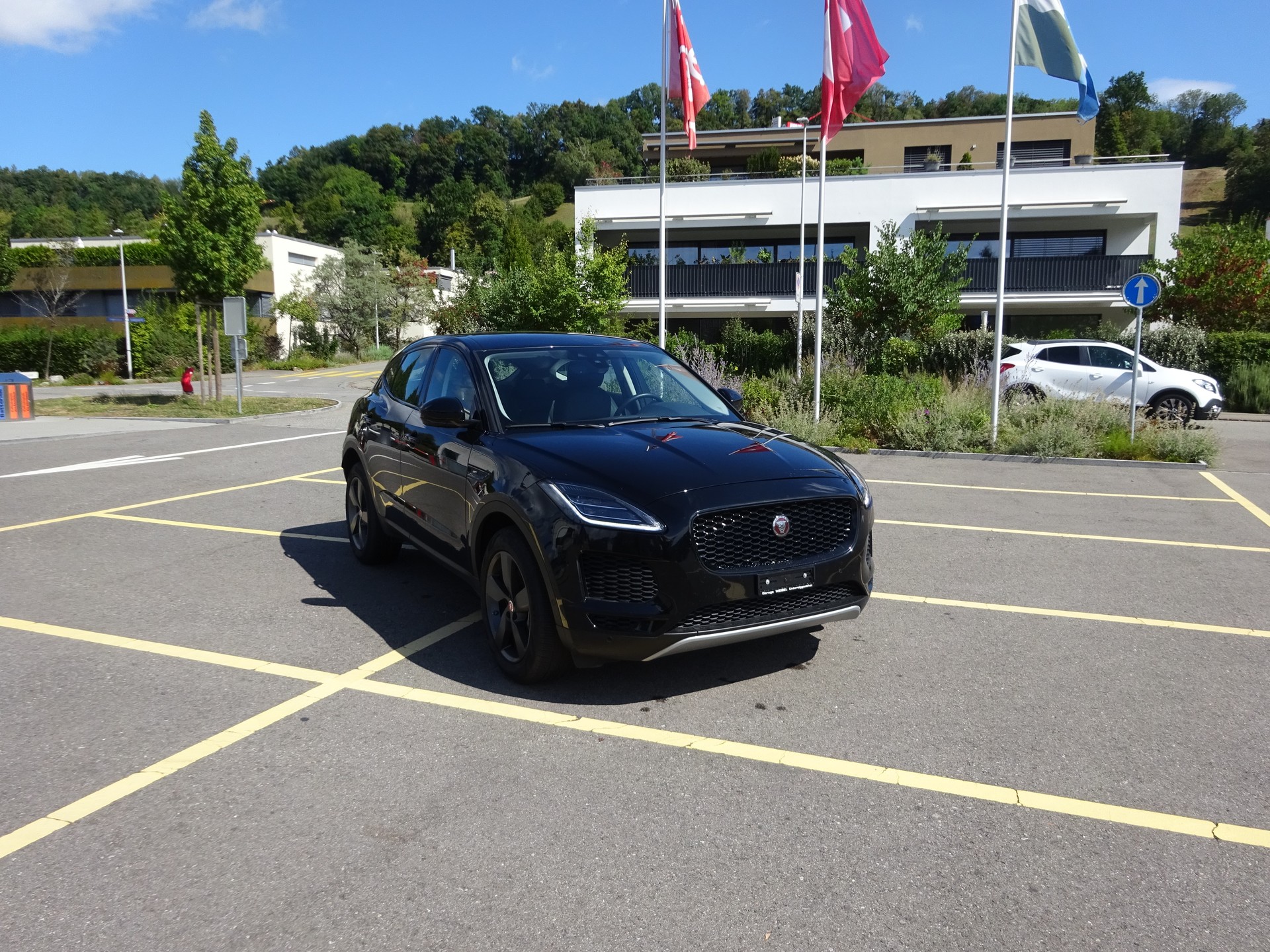 JAGUAR E-Pace 2.0 P200 S AWD Automatik - 4
