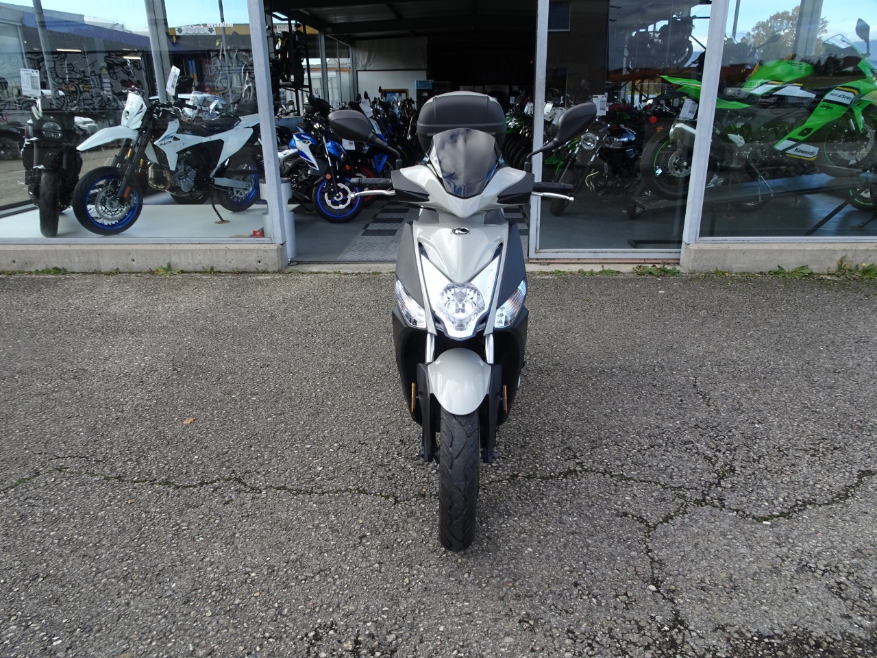 KYMCO Agility 125i R16 Topcase - 3