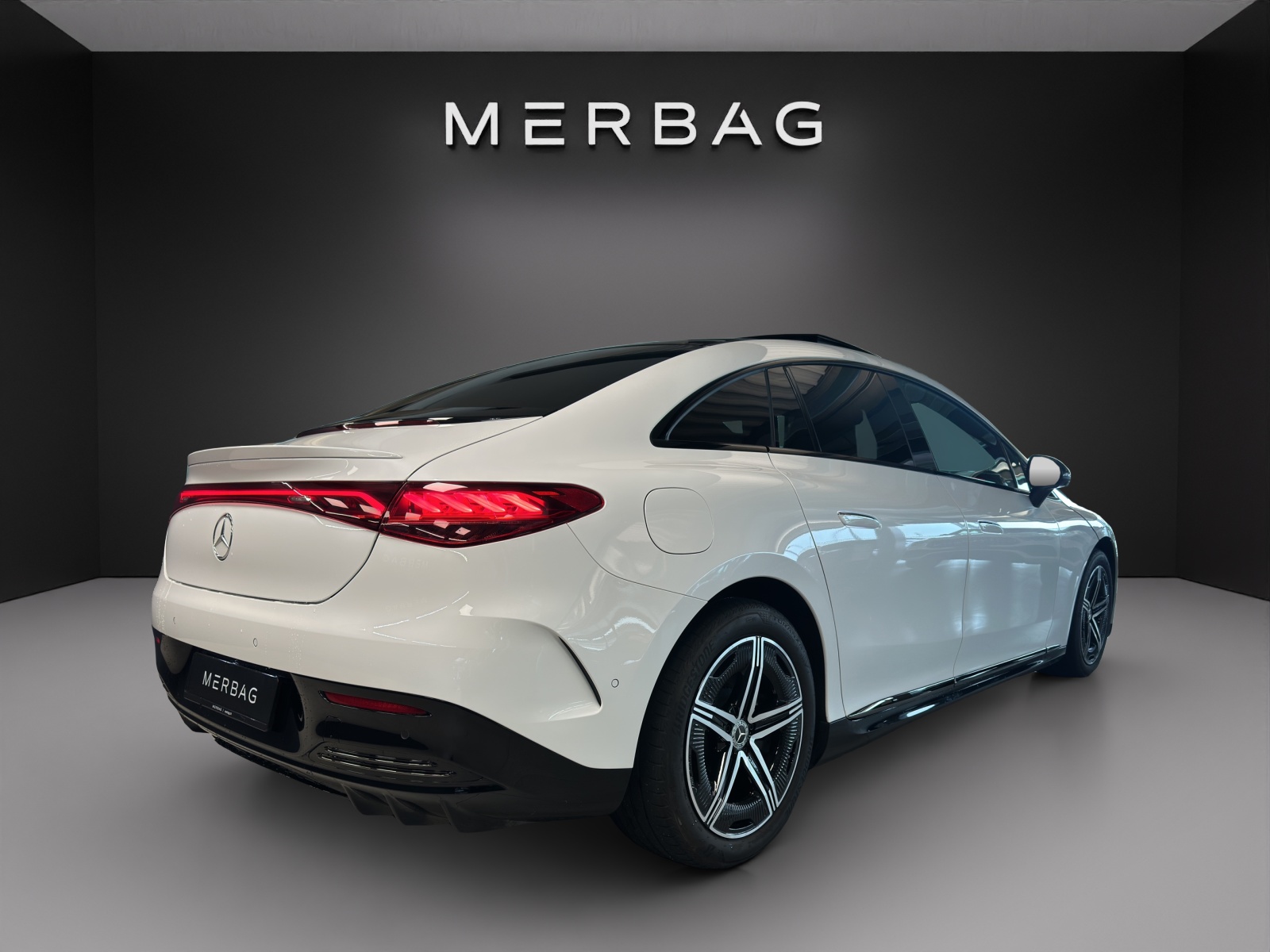 MERCEDES-BENZ EQE 500 4 Matic - 6