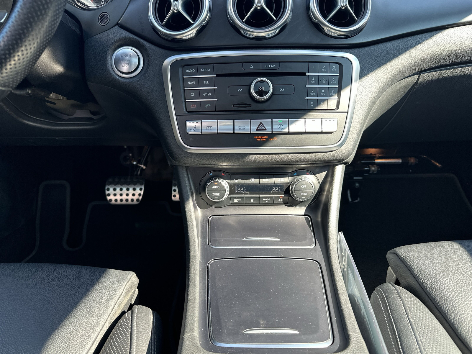 MERCEDES-BENZ GLA 250 AMG Line 4Matic - 15