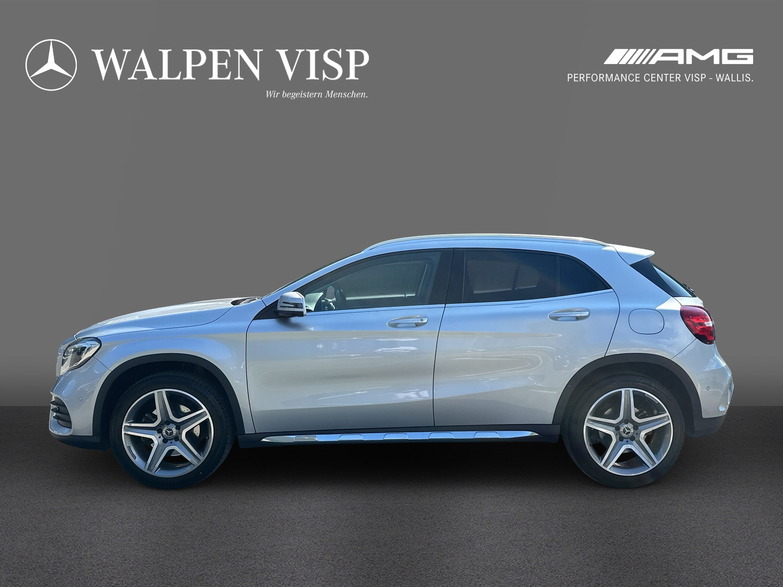 MERCEDES-BENZ GLA 250 AMG Line 4Matic - 3