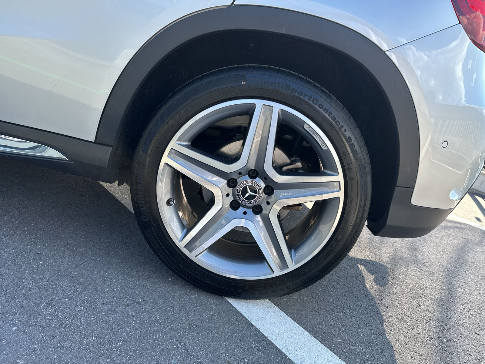 MERCEDES-BENZ GLA 250 AMG Line 4Matic - 24