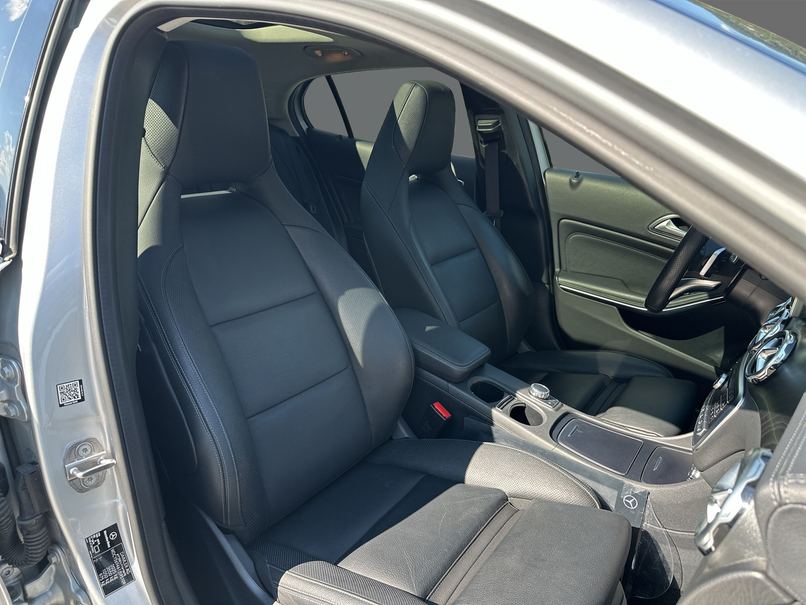 MERCEDES-BENZ GLA 250 AMG Line 4Matic - 18