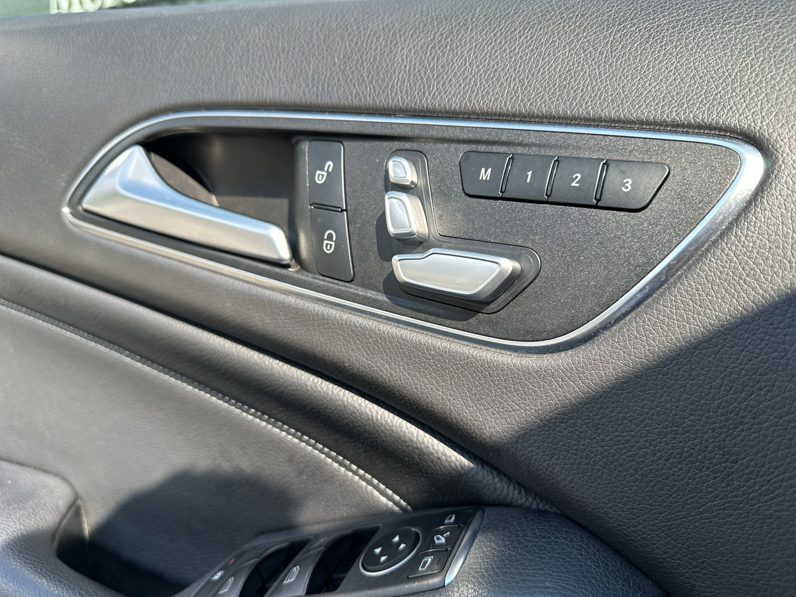MERCEDES-BENZ GLA 250 AMG Line 4Matic - 26