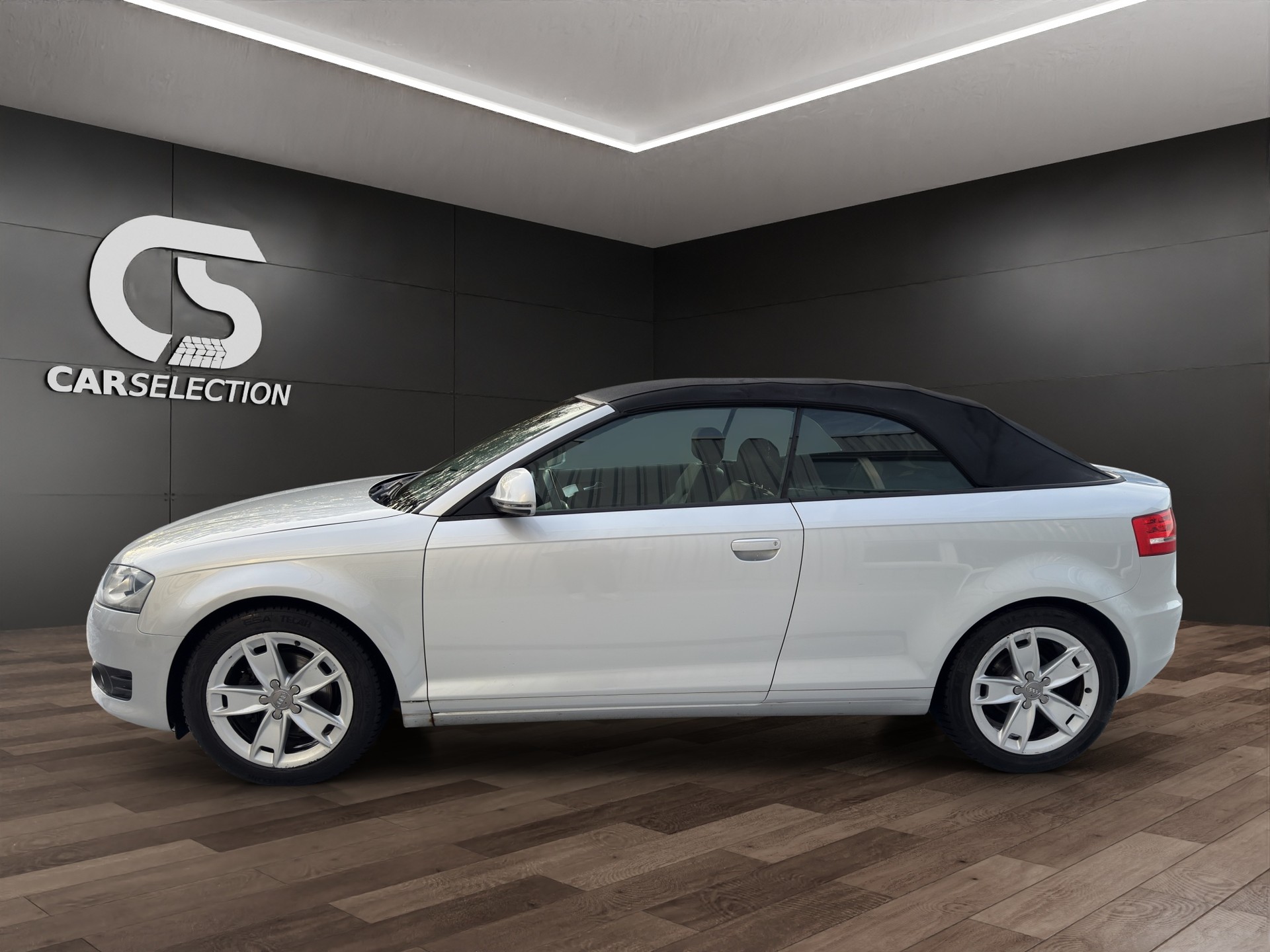 AUDI A3 Cabriolet 1.8 TFSI Ambition - 2