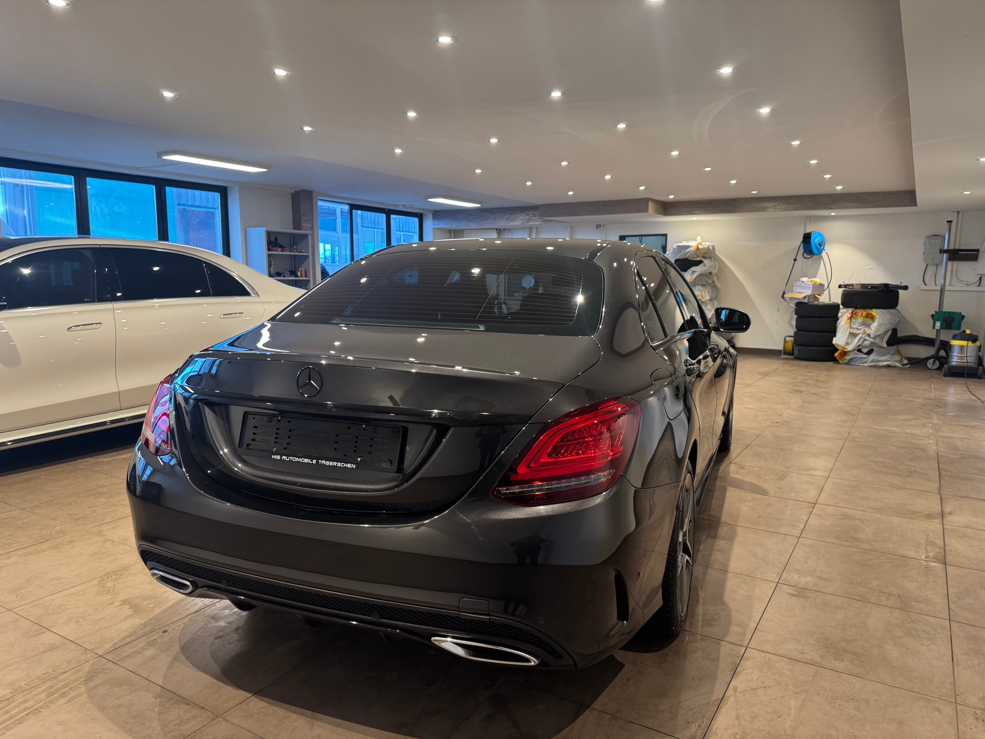 MERCEDES-BENZ C 220 d AMG Line - 4