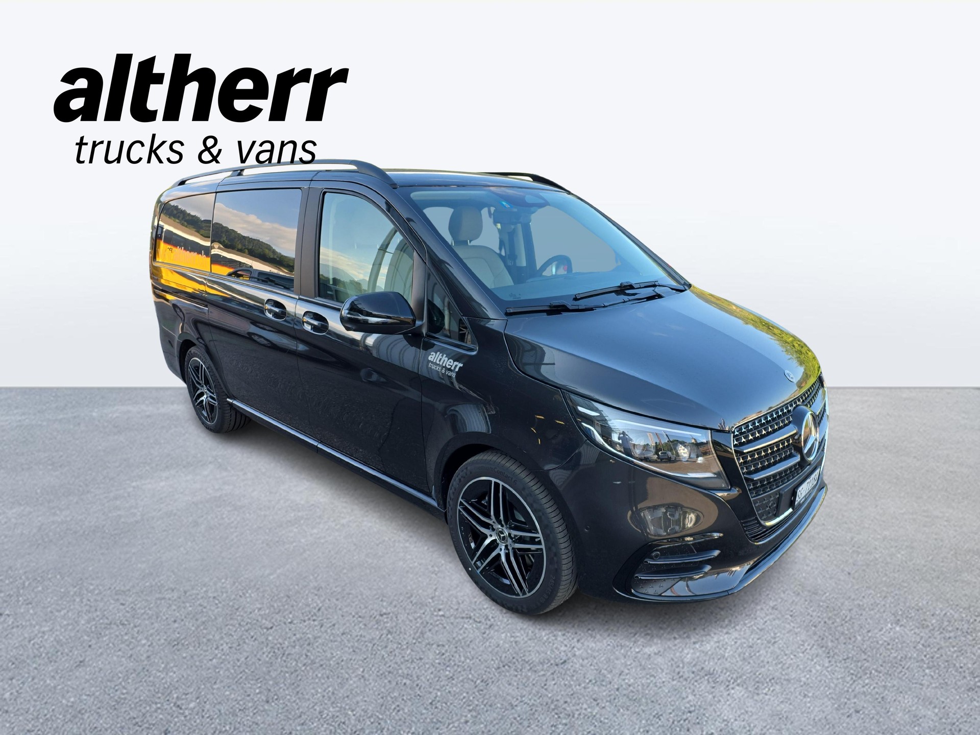 MERCEDES-BENZ V 300d Swiss Edition L 4x4 - 7