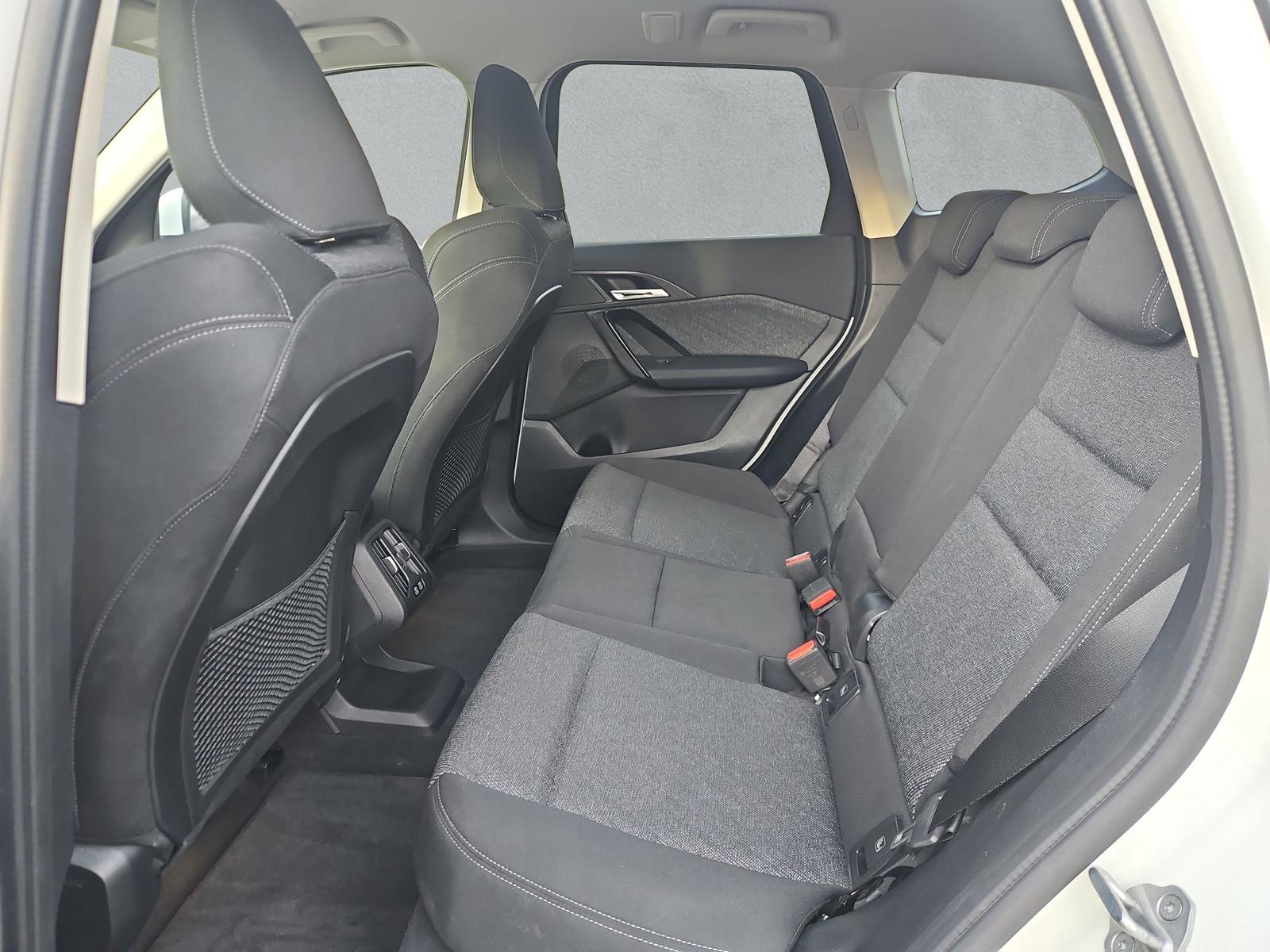 BMW X1 30e xDrive U11 (CH) AHK 1.8T - 12